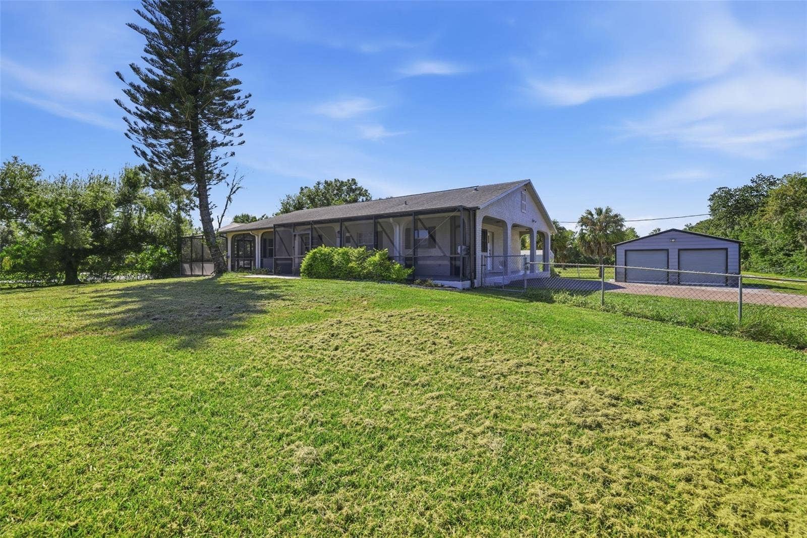 11711 MESSLER ROAD, Gibsonton, FL 33534