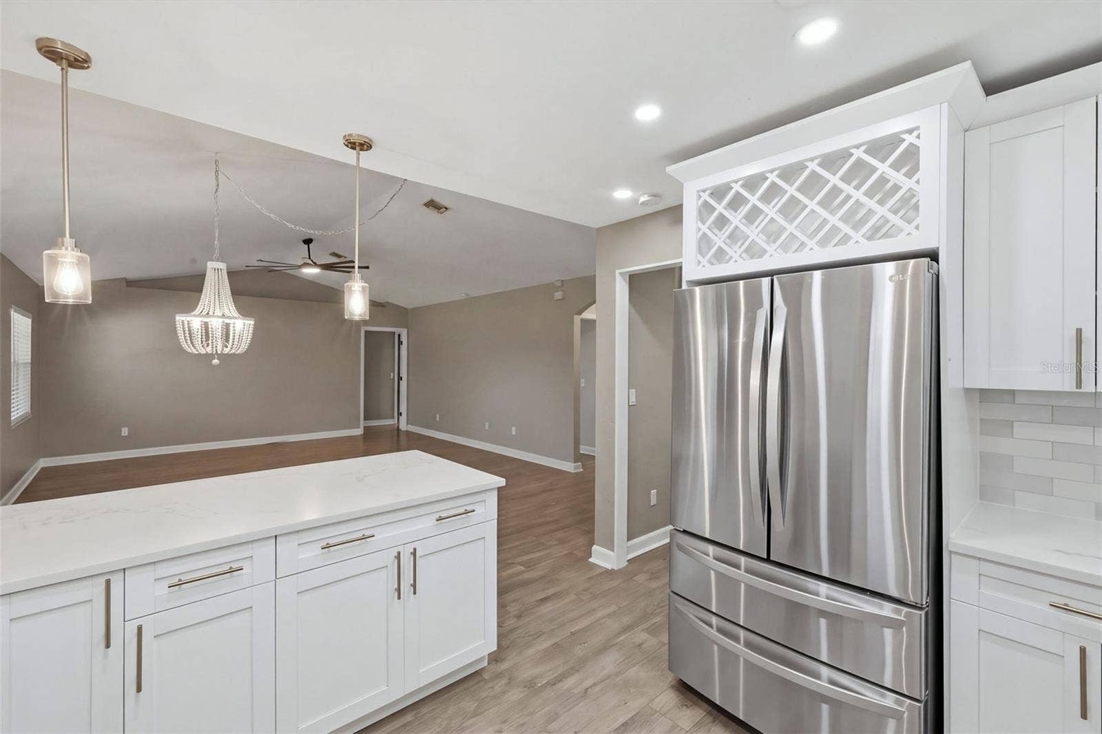 11711 MESSLER ROAD, Gibsonton, FL 33534