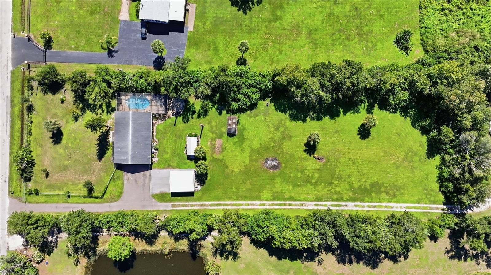 11711 MESSLER ROAD, Gibsonton, FL 33534