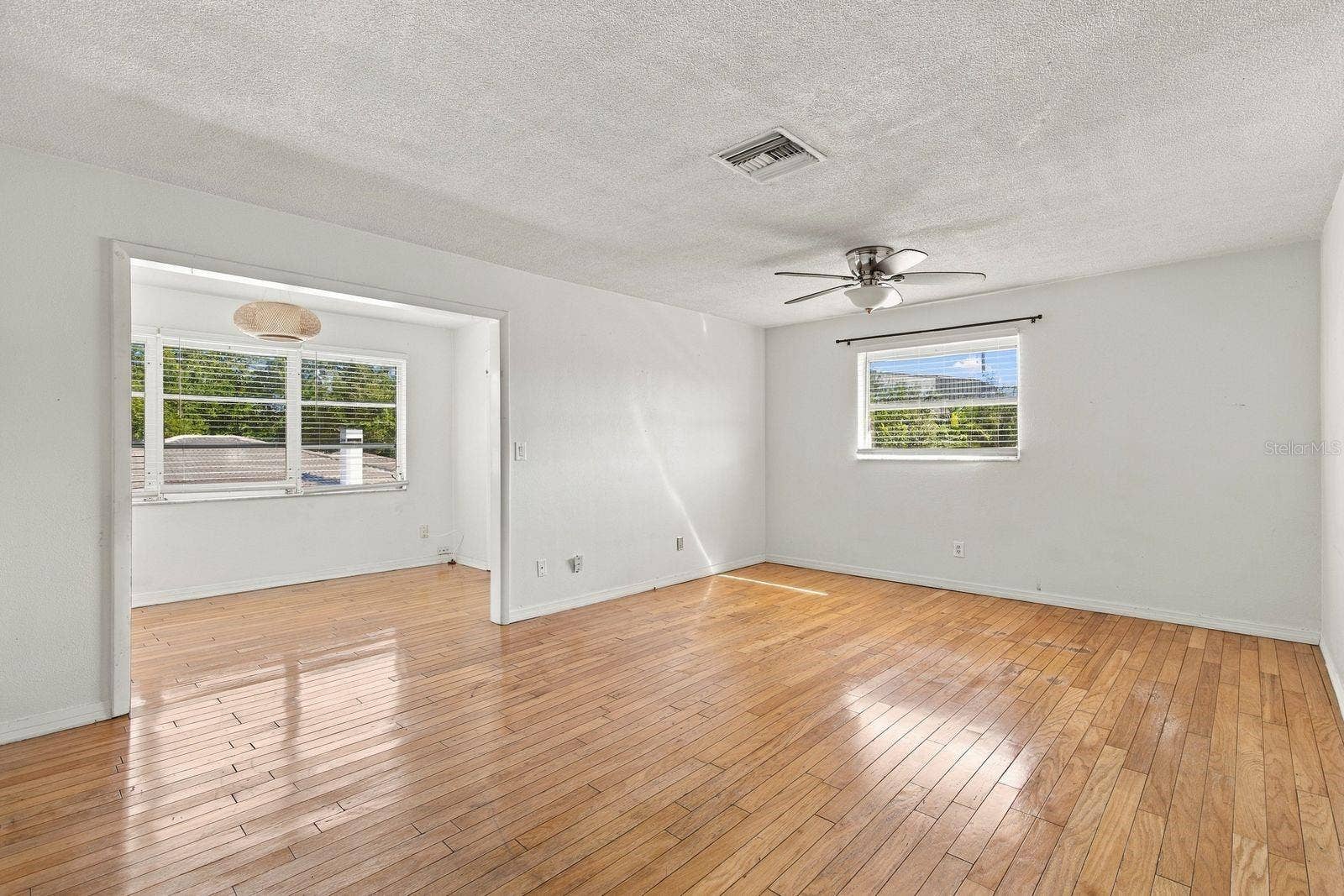 610 INDIAN ROCKS ROAD N, #299, Belleair Bluffs, FL 33770 610 INDIAN ROCKS ROAD N, #299, Belleair Bluffs, FL 33770