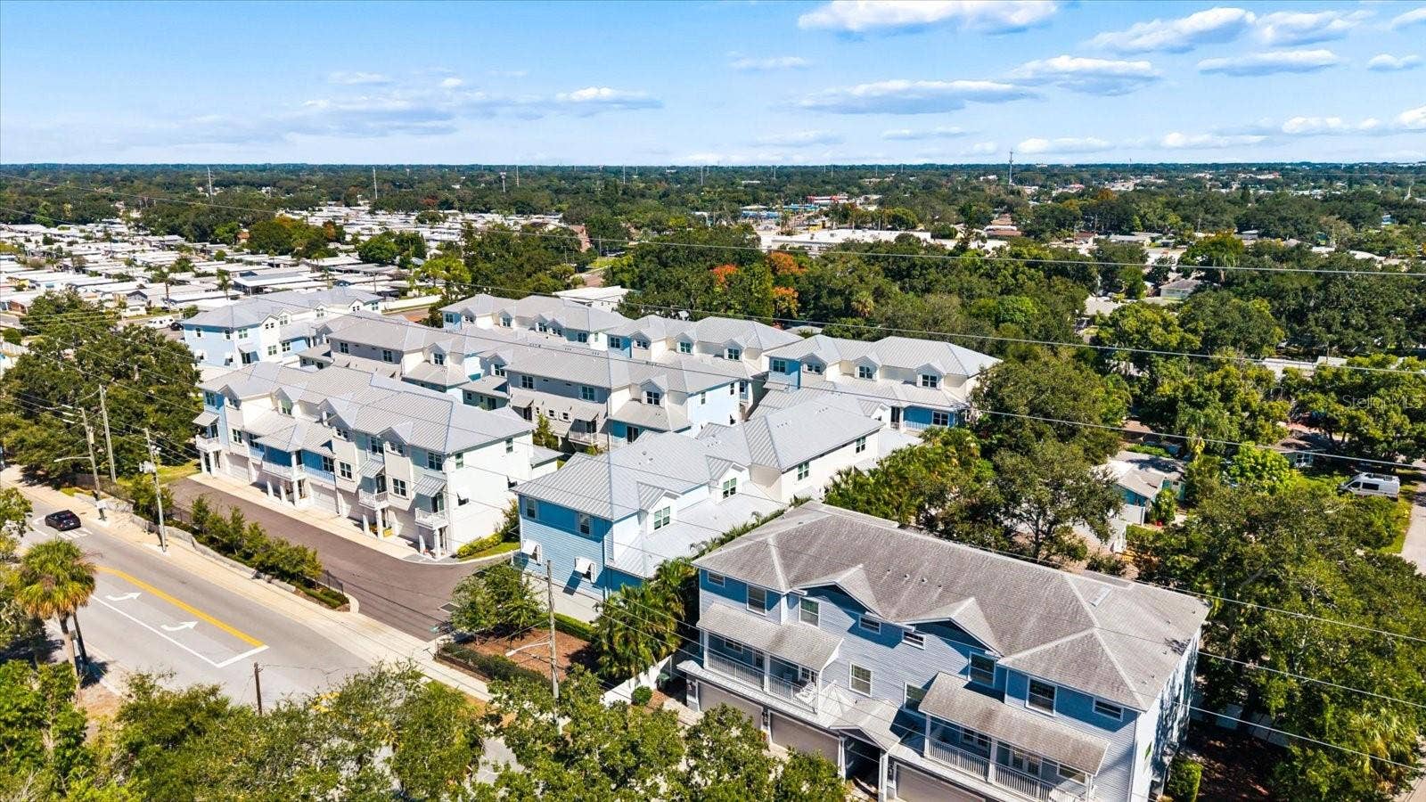 819 OAK BEND LANE, Dunedin, FL 34698 819 OAK BEND LANE, Dunedin, FL 34698
