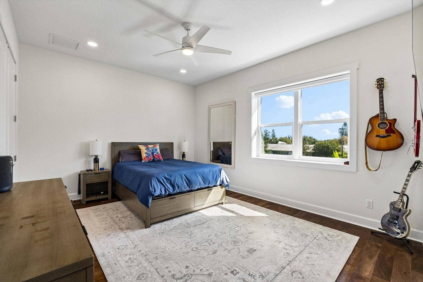 819 OAK BEND LANE, Dunedin, FL 34698 819 OAK BEND LANE, Dunedin, FL 34698