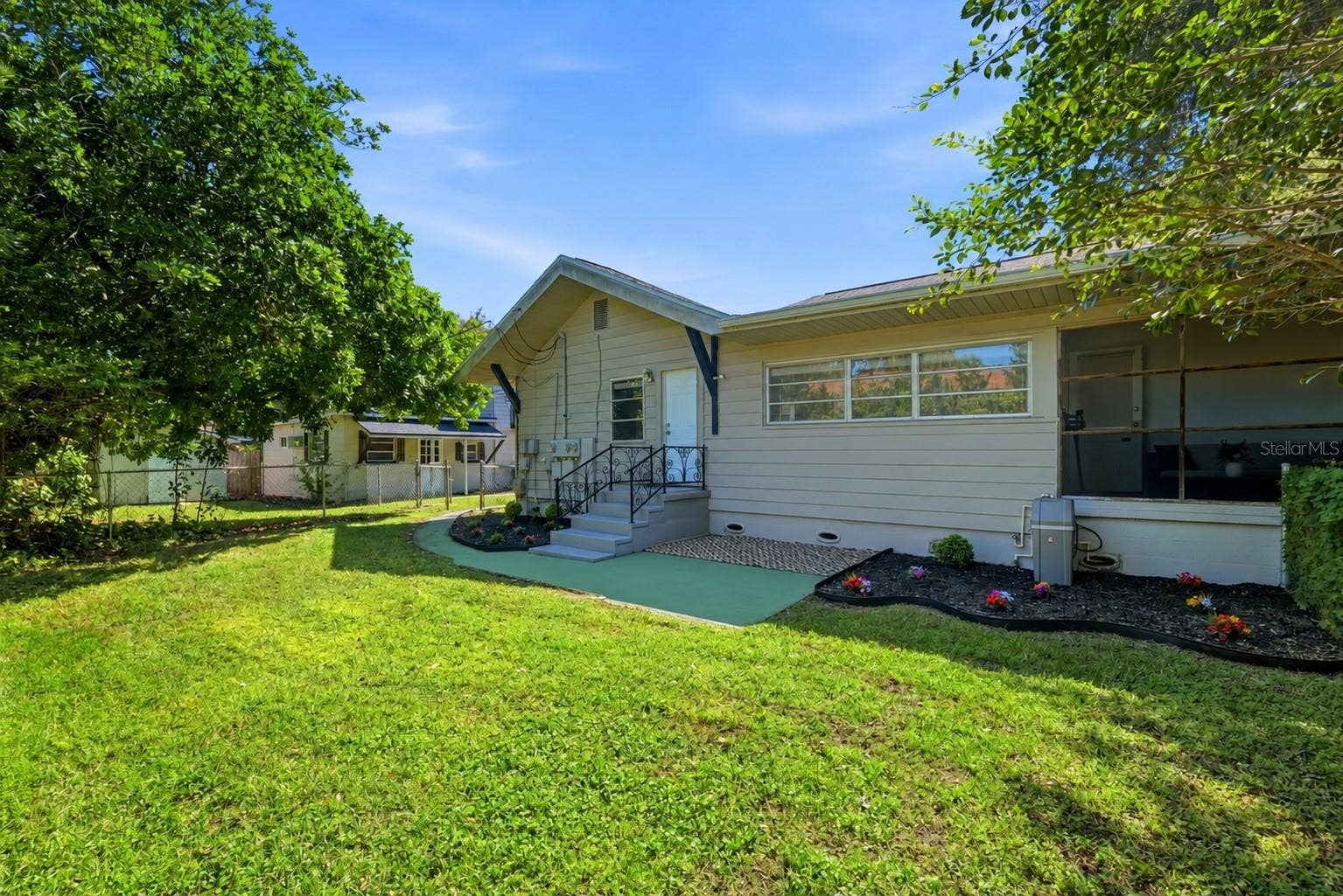 4601 DR MARTIN LUTHER KING JR STREET N, St Petersburg, FL 33703