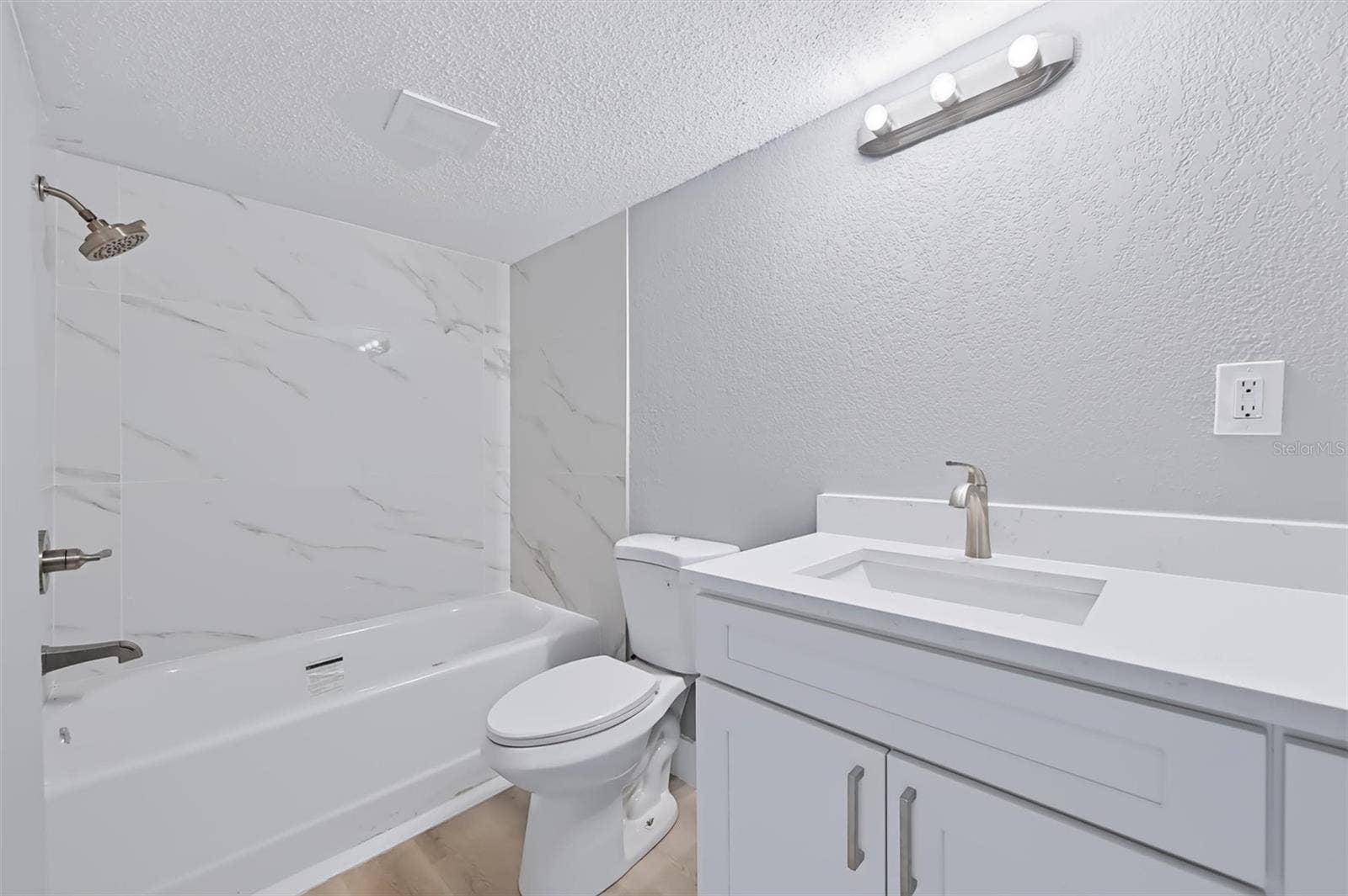 10365 PARADISE BOULEVARD, #5, Treasure Island, FL 33706 10365 PARADISE BOULEVARD, #5, Treasure Island, FL 33706