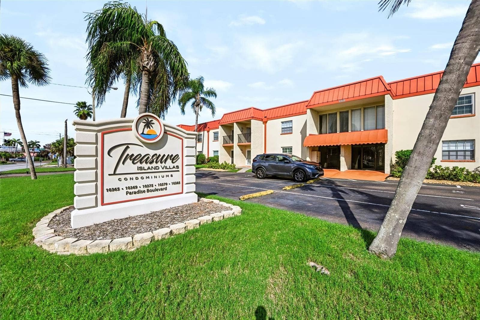 10365 PARADISE BOULEVARD, #5, Treasure Island, FL 33706 10365 PARADISE BOULEVARD, #5, Treasure Island, FL 33706