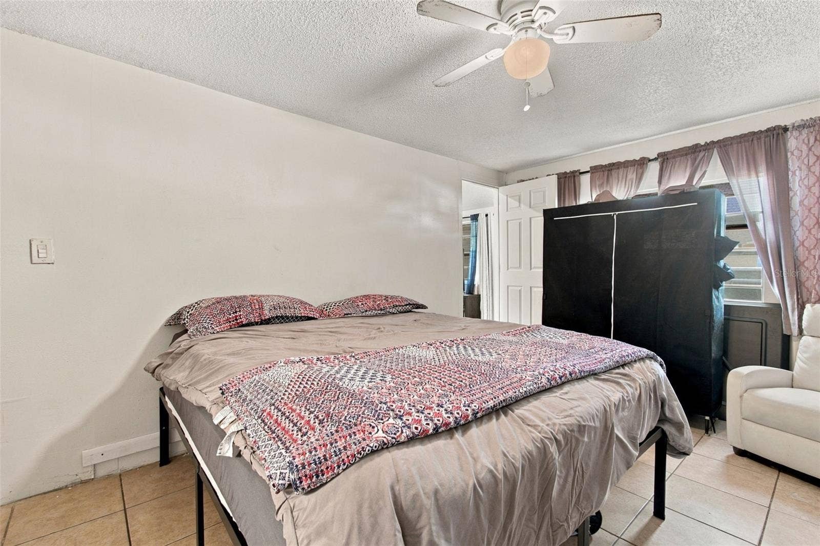 10118 WHEATLEY HILLS COURT, Tampa, FL 33615 10118 WHEATLEY HILLS COURT, Tampa, FL 33615