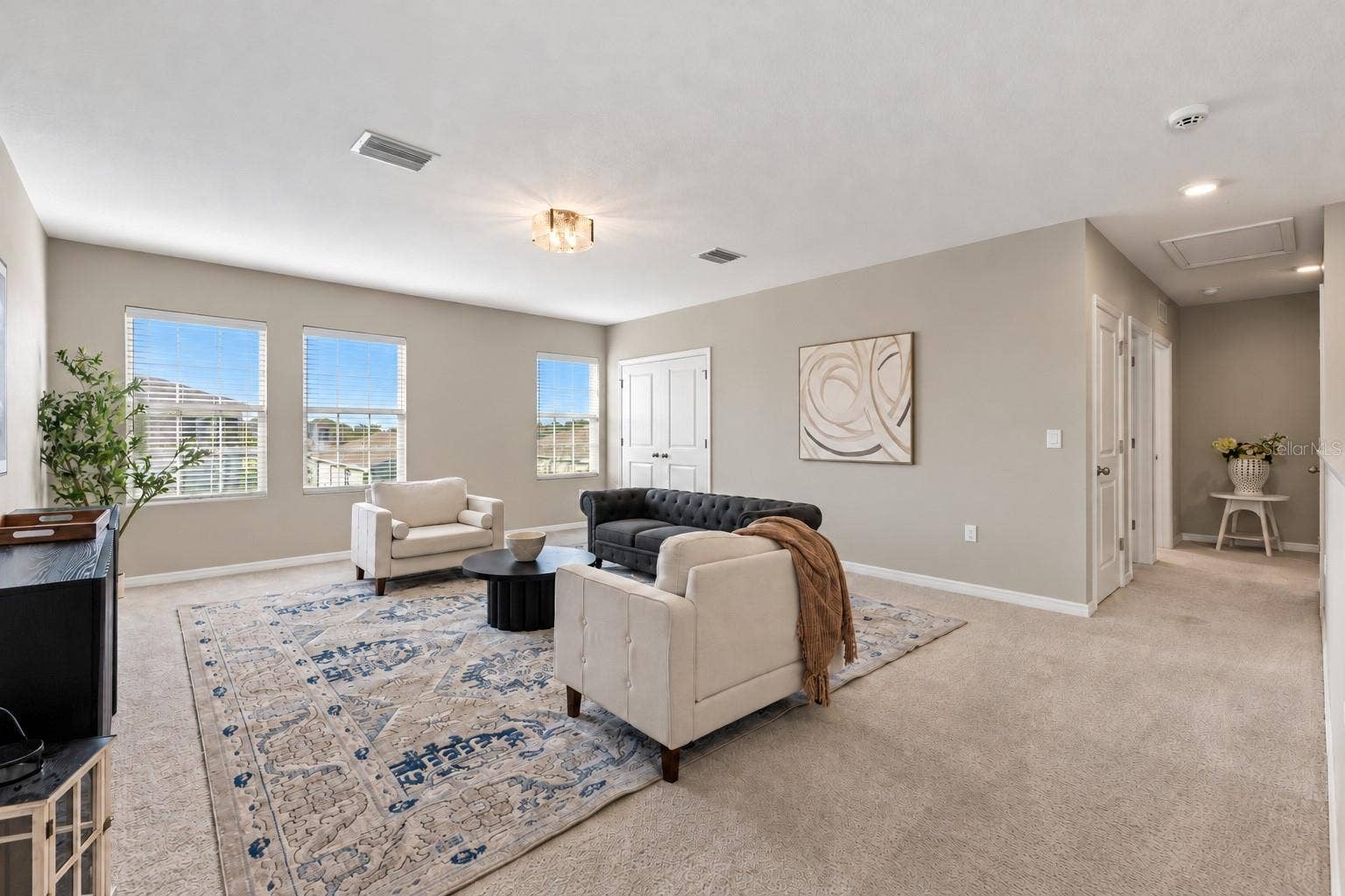 Upstairs loft and bedroom hall - 5126 Jackel Chase Dr, Wimauma