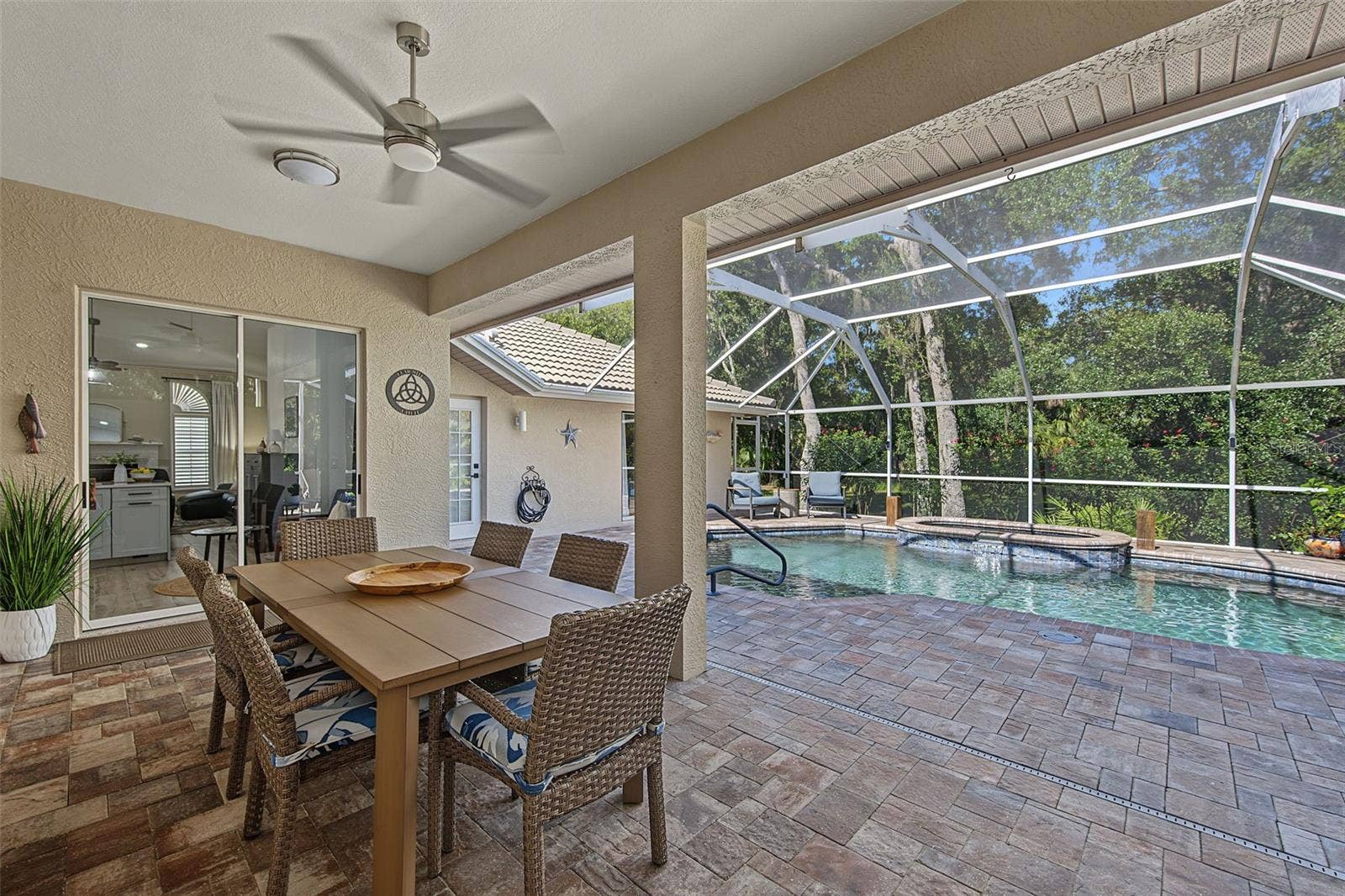1829 FOXBORO COURT, Oldsmar, FL 34677 1829 FOXBORO COURT, Oldsmar, FL 34677
