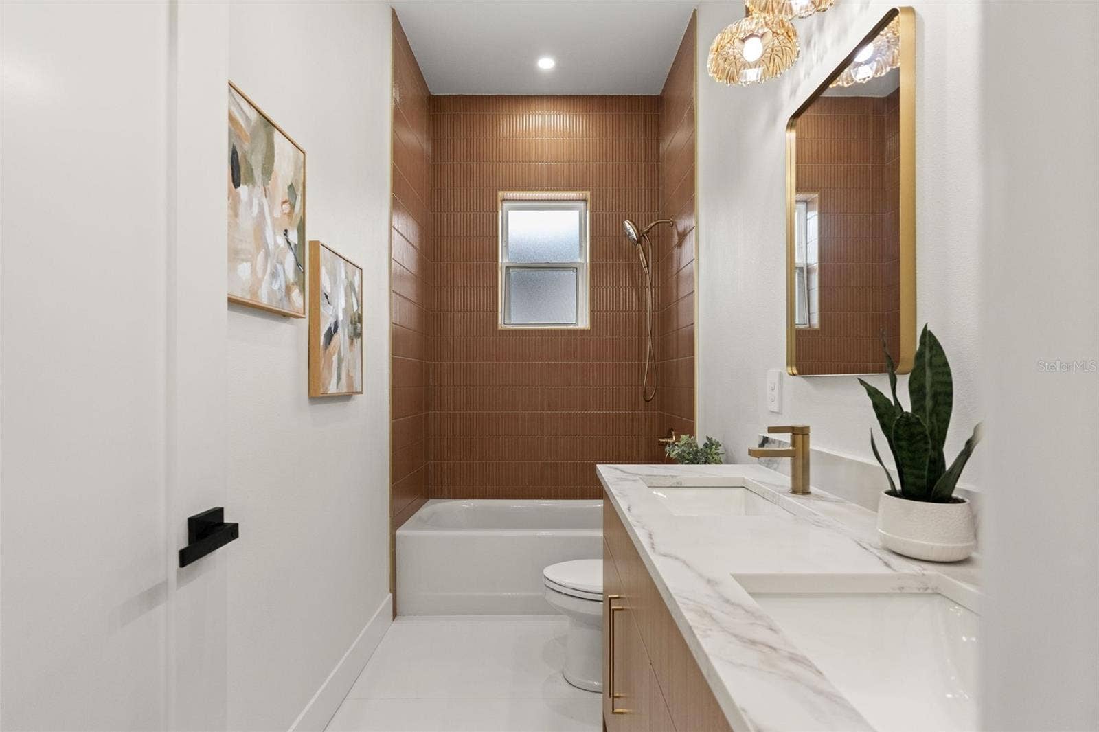 10144 HODSON PLACE, Seminole, FL 33776 secondary upstairs bath