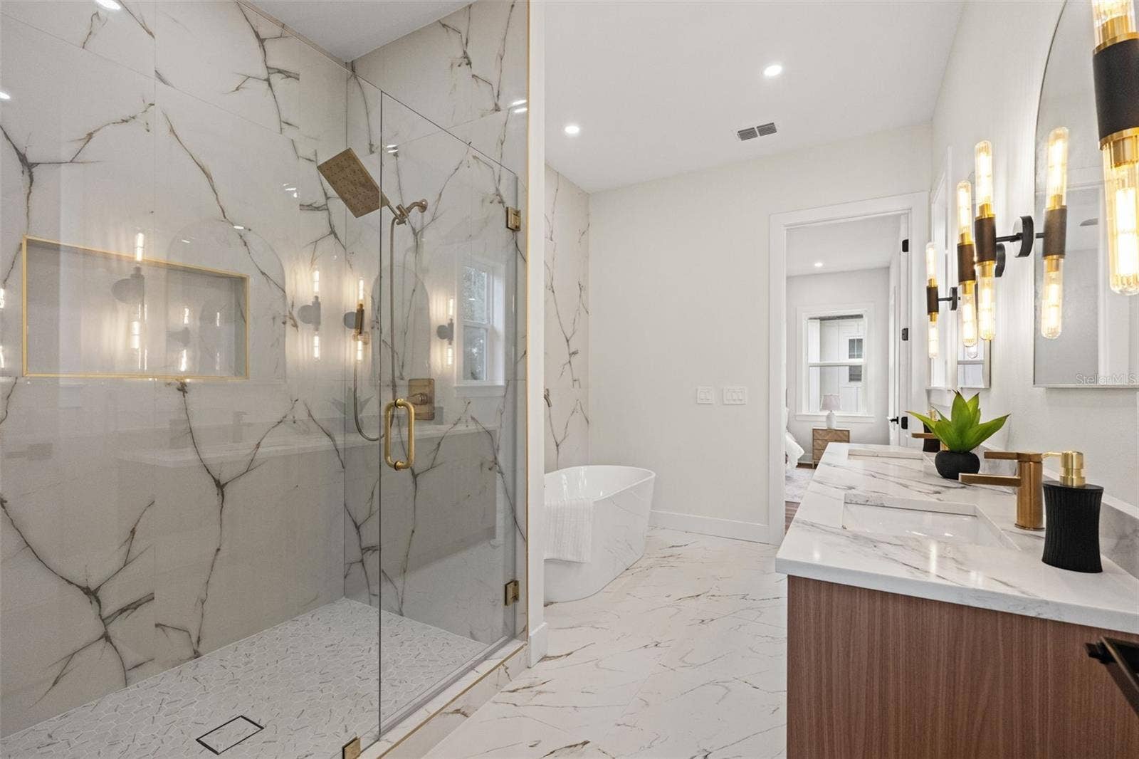10144 HODSON PLACE, Seminole, FL 33776 walk in shower