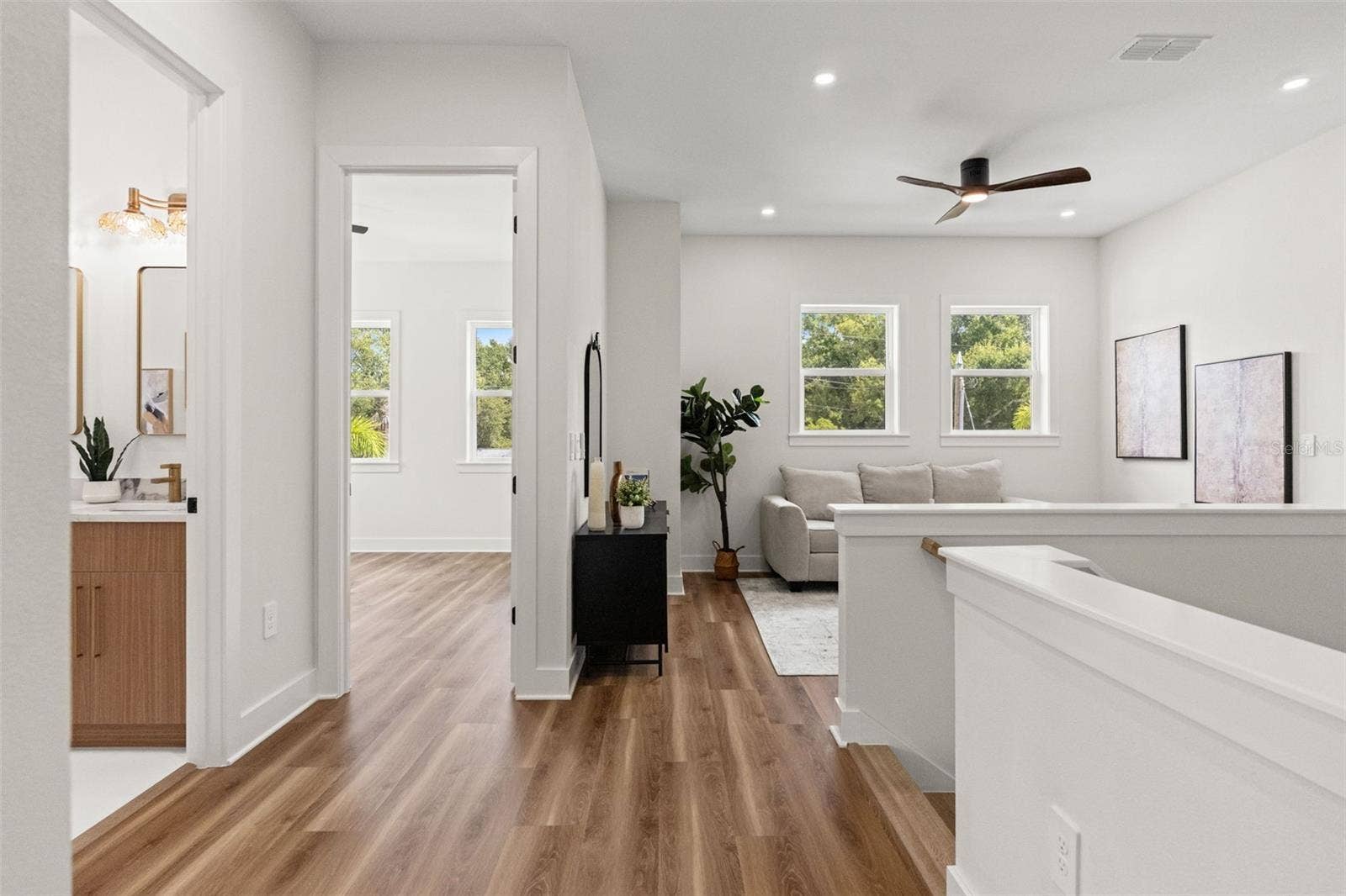 10144 HODSON PLACE, Seminole, FL 33776 Upstairs loft