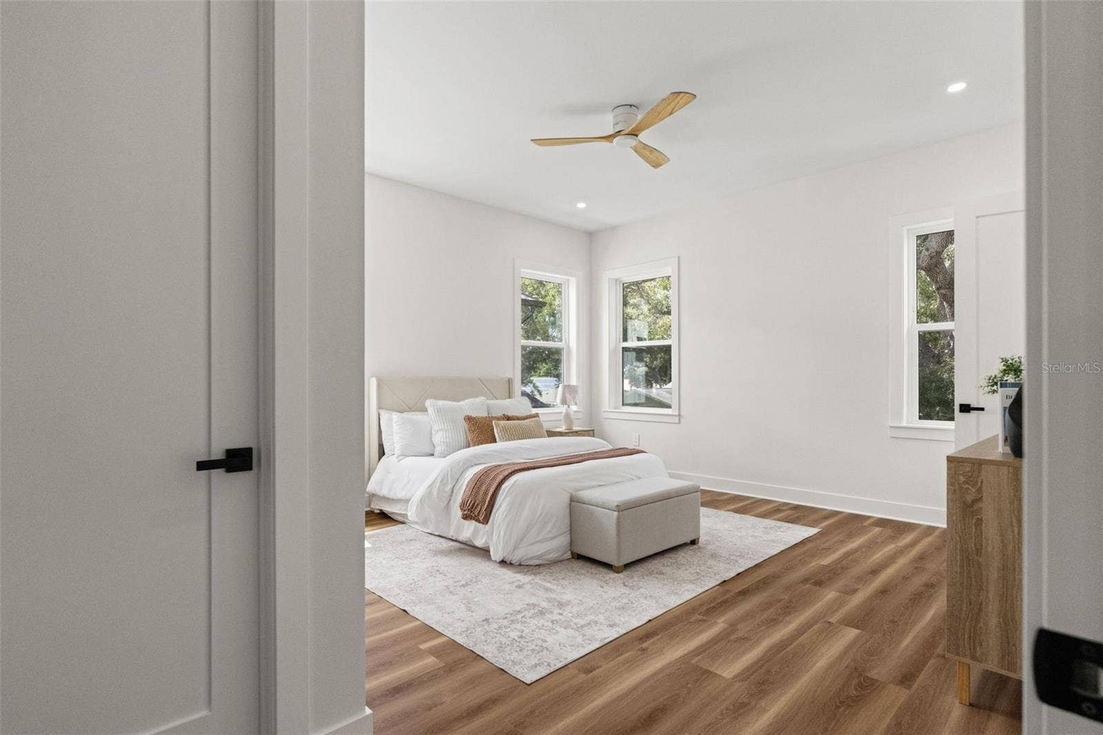 10144 HODSON PLACE, Seminole, FL 33776 primary bedroom