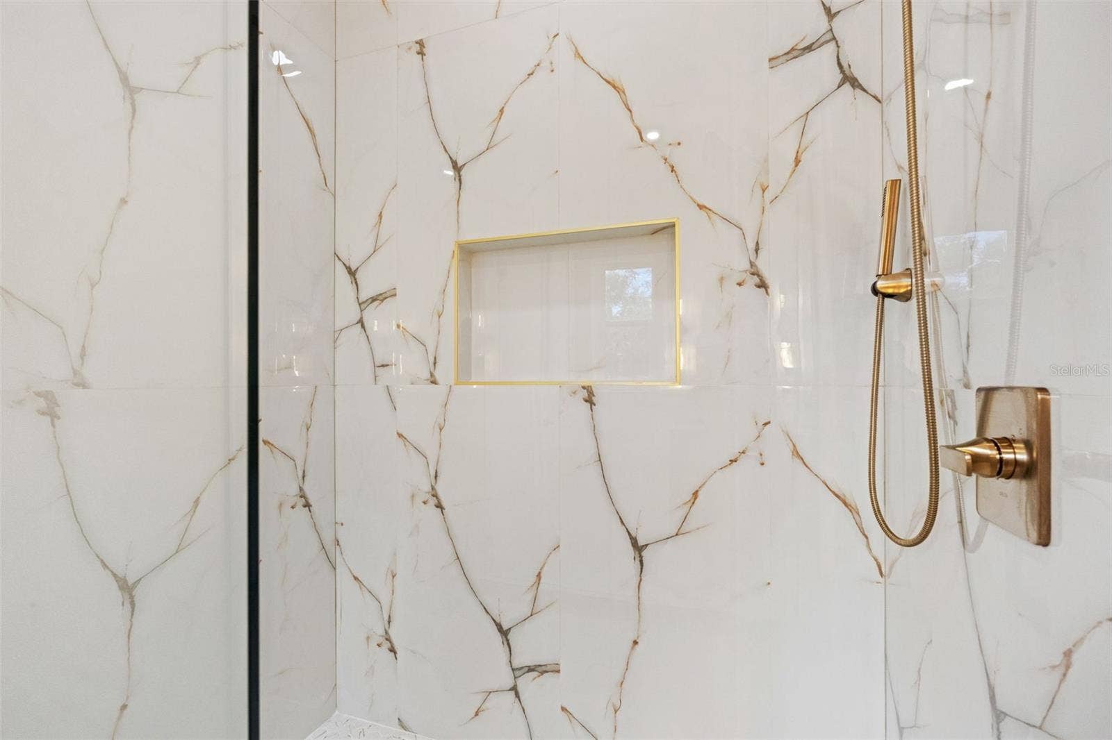 10144 HODSON PLACE, Seminole, FL 33776 frameless glass shower