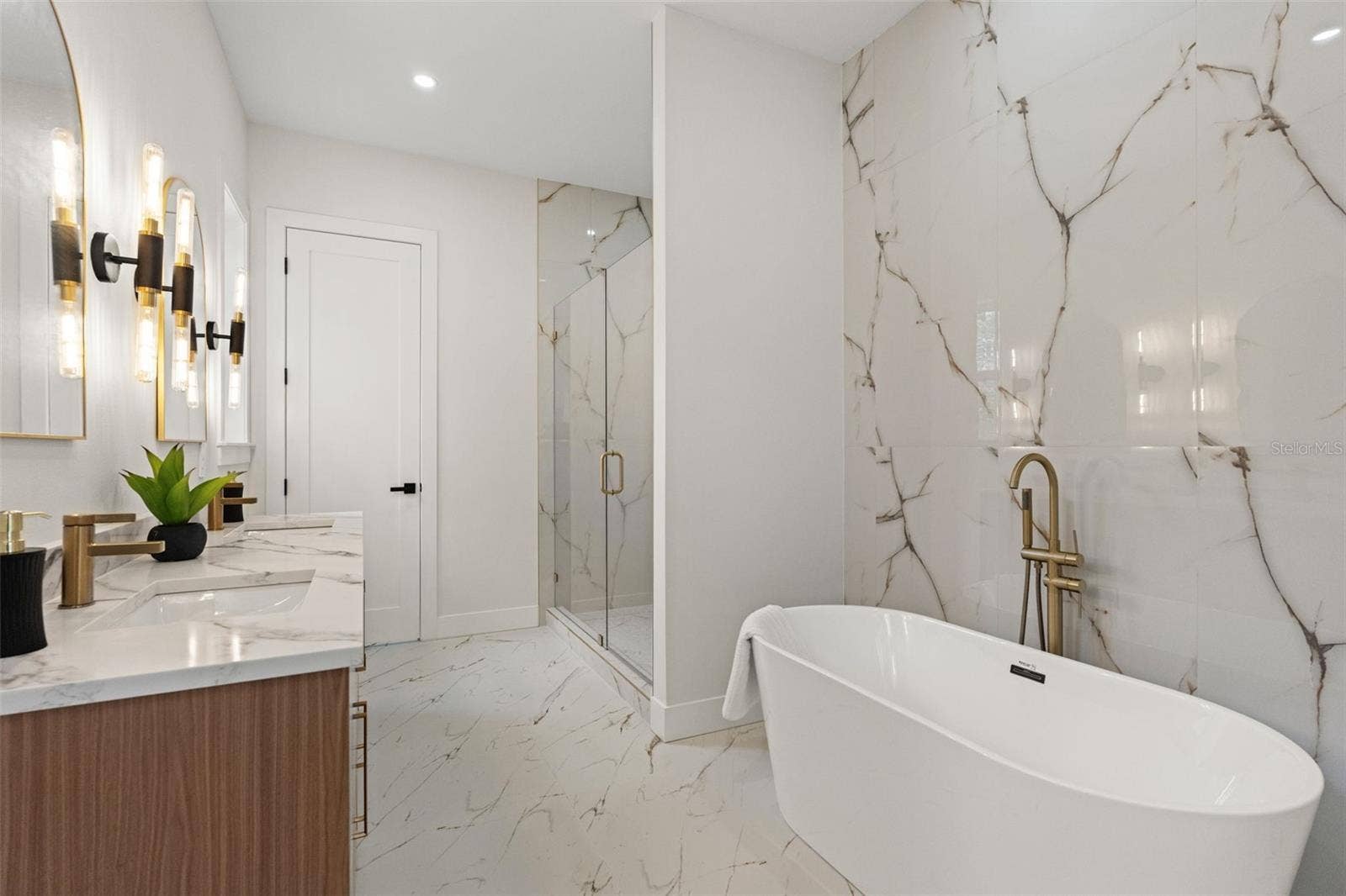 10144 HODSON PLACE, Seminole, FL 33776 Primary bath with freestanding tub