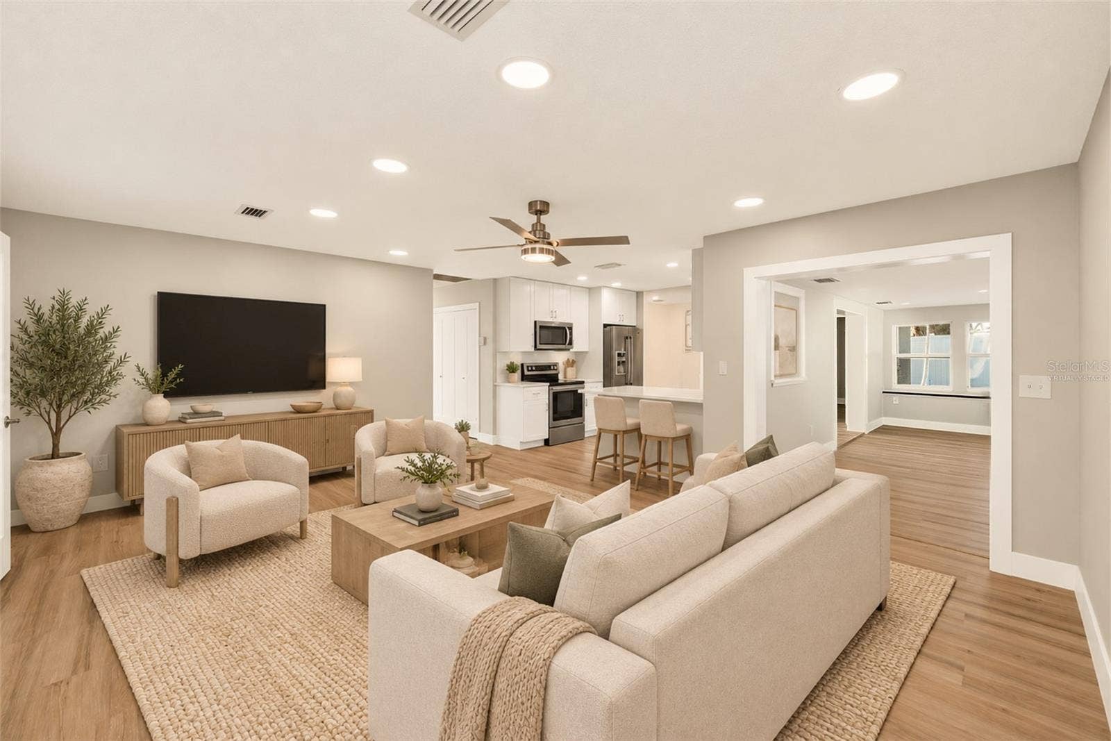 1902 42ND STREET W, Bradenton, FL 34205 Virtually Staged