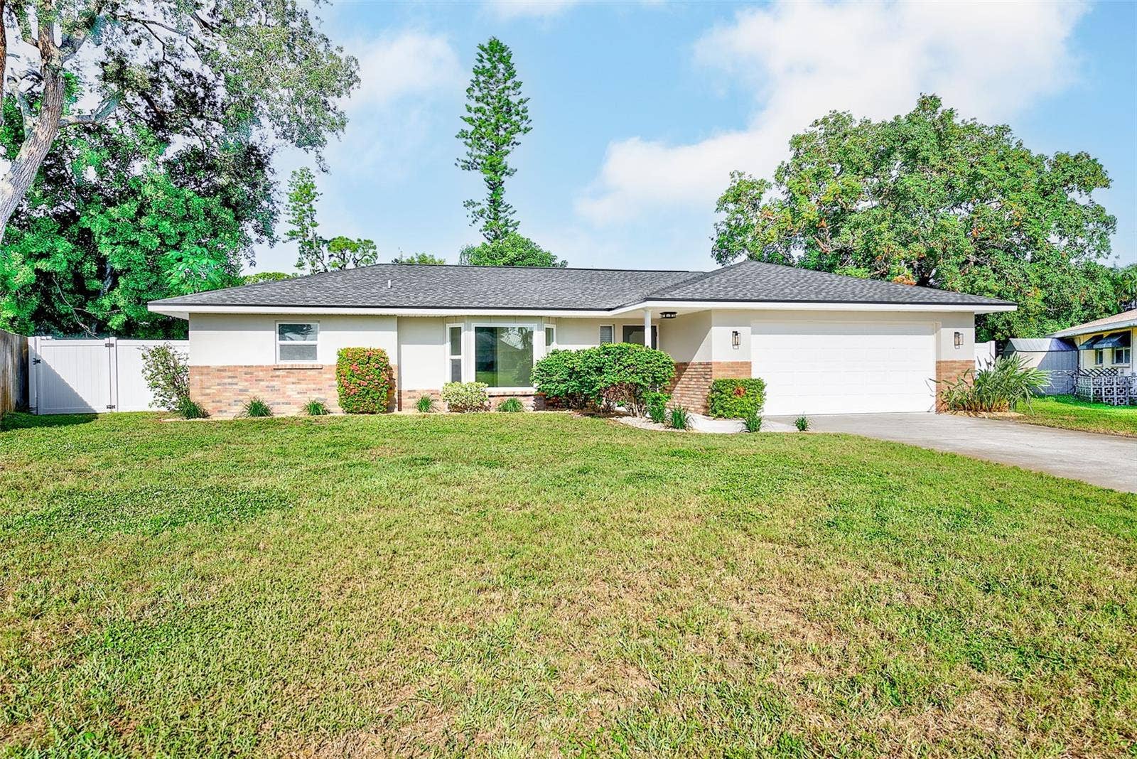 1902 42ND STREET W, Bradenton, FL 34205 1902 42ND STREET W, Bradenton, FL 34205