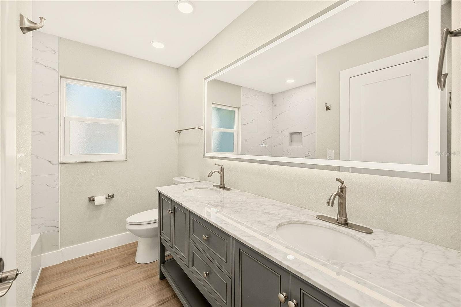 1902 42ND STREET W, Bradenton, FL 34205 1902 42ND STREET W, Bradenton, FL 34205