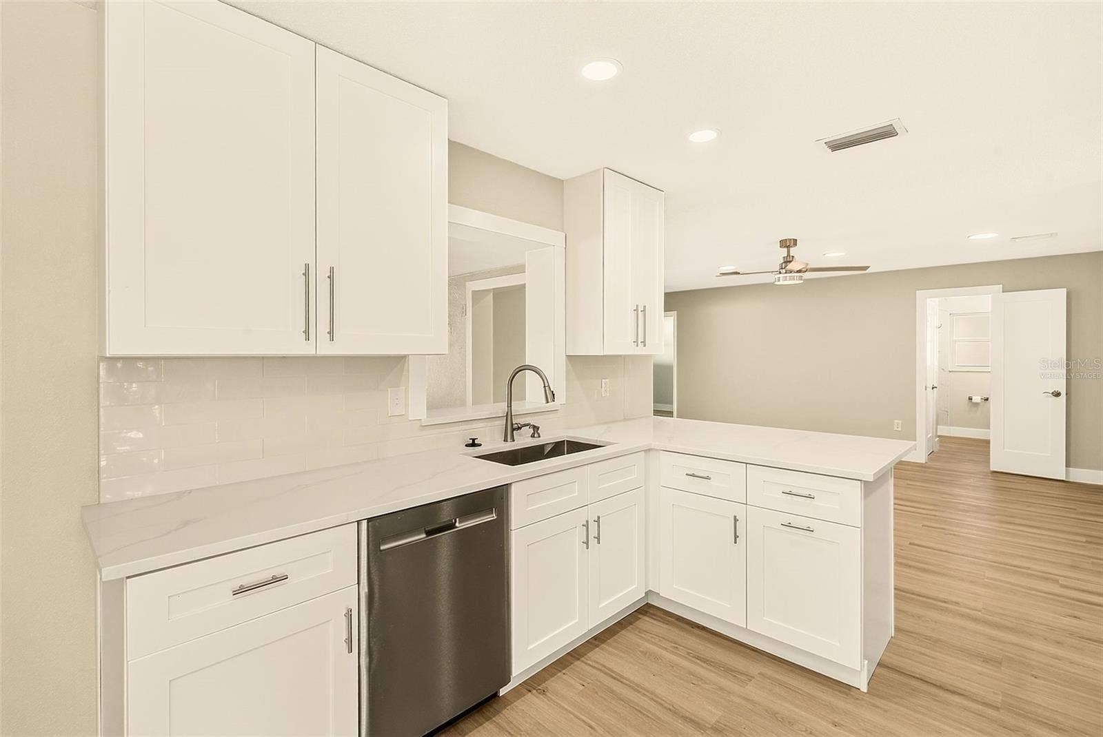 1902 42ND STREET W, Bradenton, FL 34205 Virtually Staged