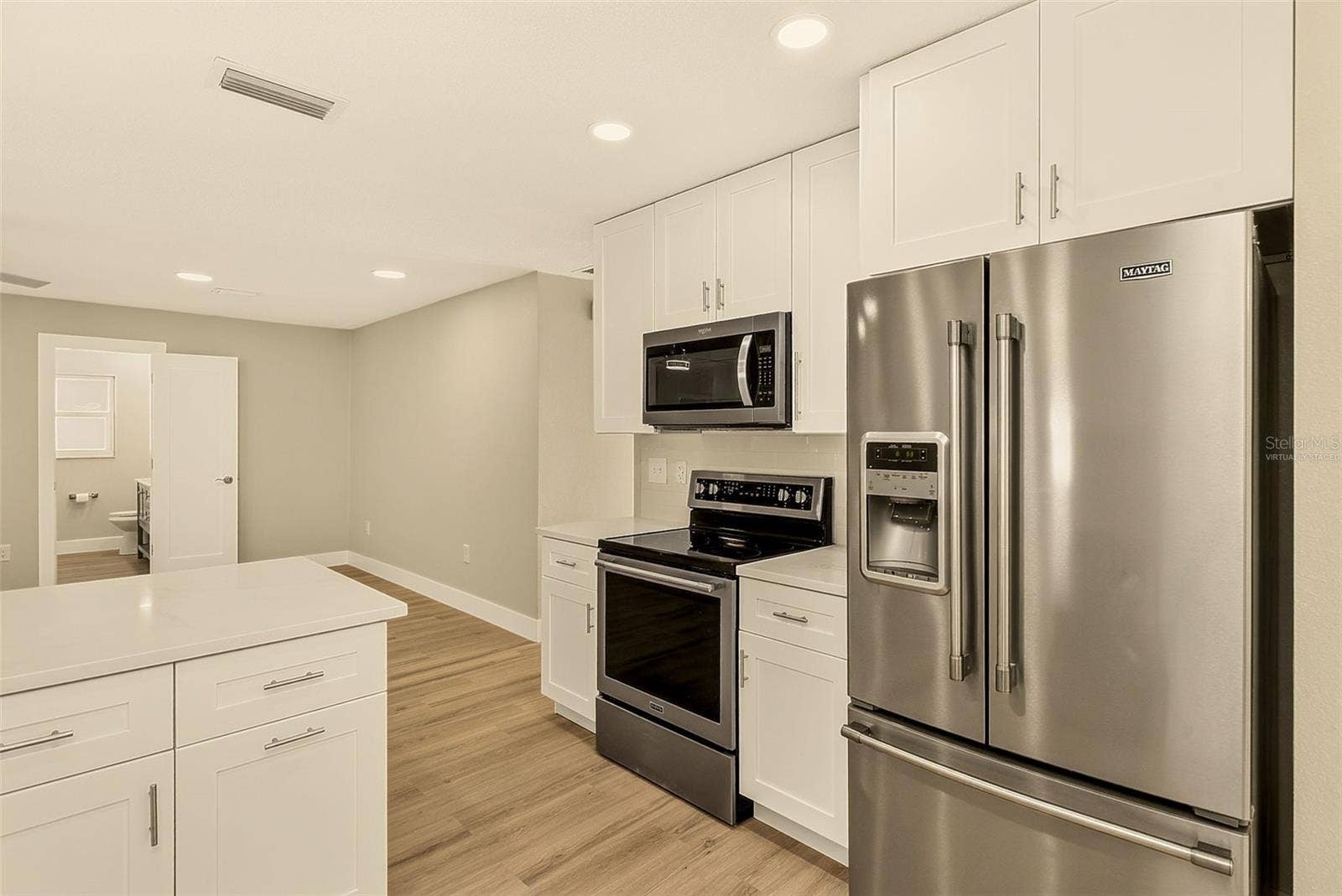 1902 42ND STREET W, Bradenton, FL 34205 Virtually Staged