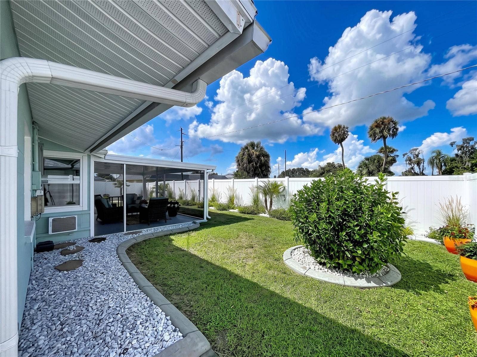 621 OAKMONT AVENUE, Sun City Center, FL 33573 621 OAKMONT AVENUE, Sun City Center, FL 33573