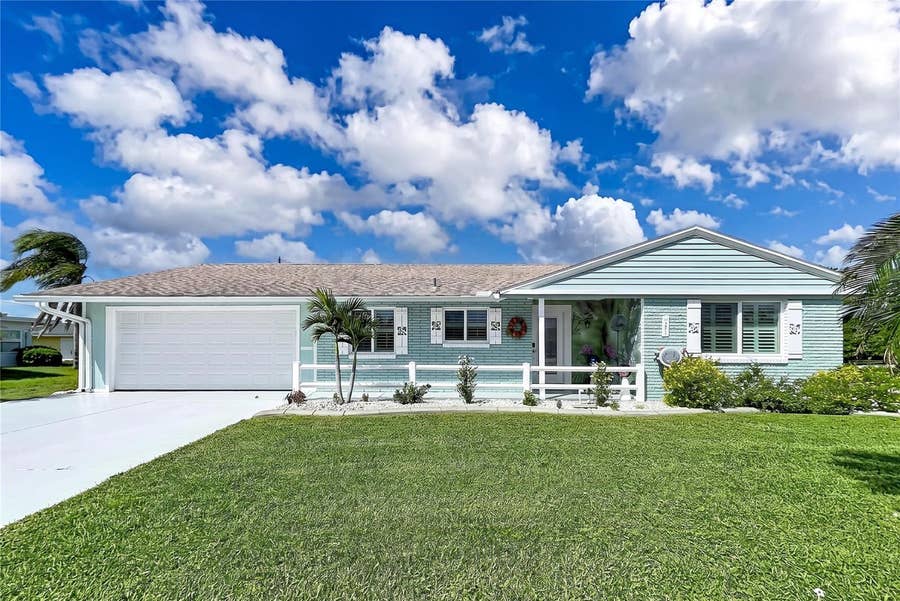 Property photo for 621 OAKMONT AVENUE, Sun City Center, FL