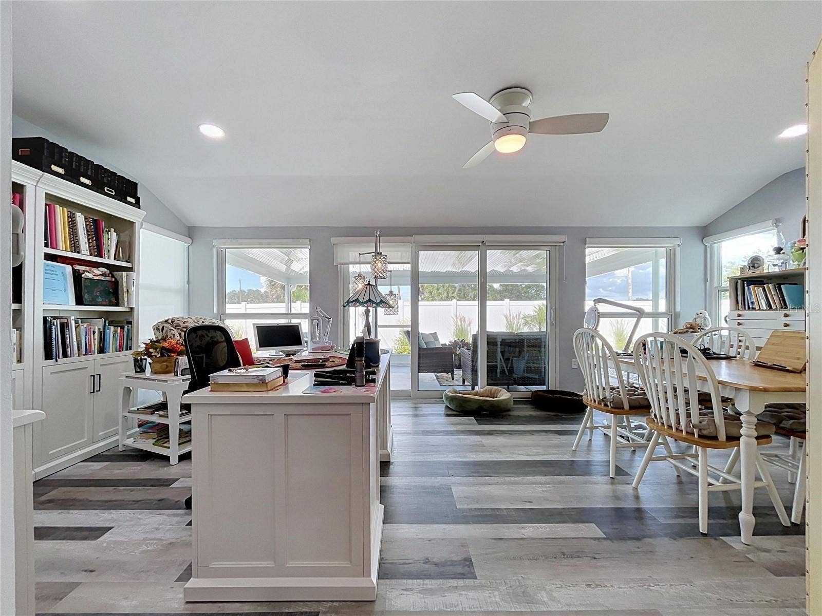 621 OAKMONT AVENUE, Sun City Center, FL 33573 621 OAKMONT AVENUE, Sun City Center, FL 33573