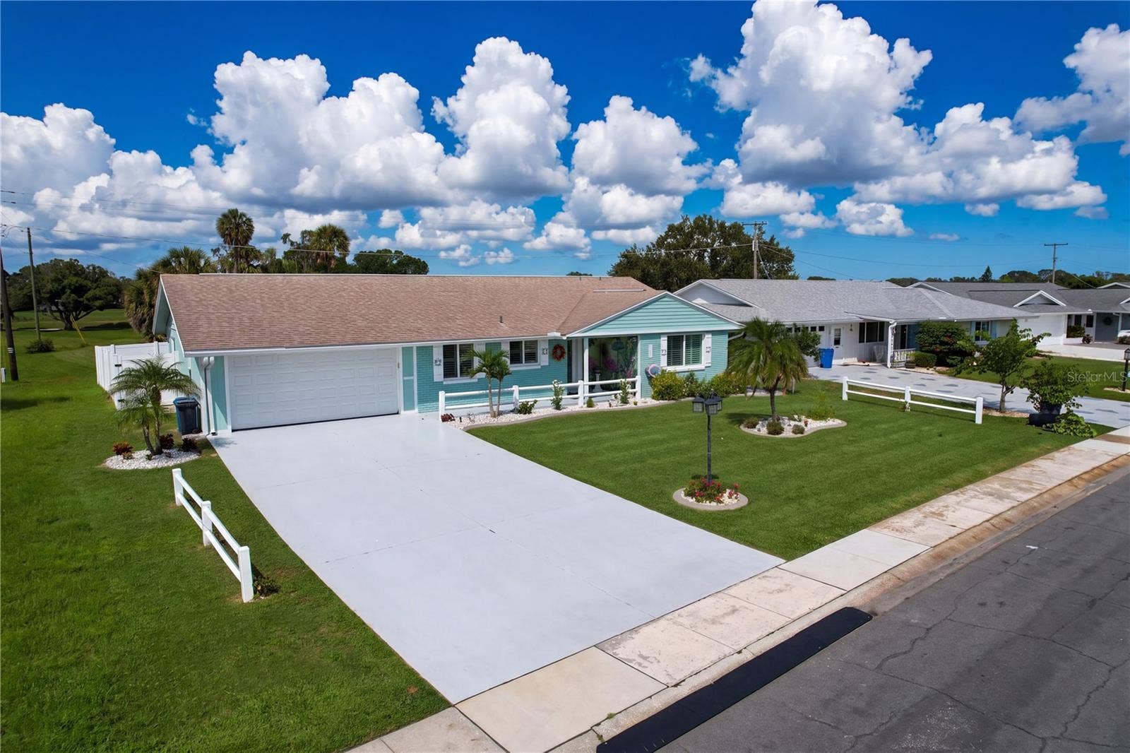 621 OAKMONT AVENUE, Sun City Center, FL 33573 621 OAKMONT AVENUE, Sun City Center, FL 33573