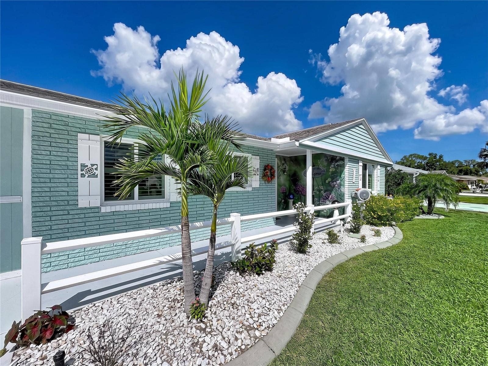 621 OAKMONT AVENUE, Sun City Center, FL 33573 621 OAKMONT AVENUE, Sun City Center, FL 33573