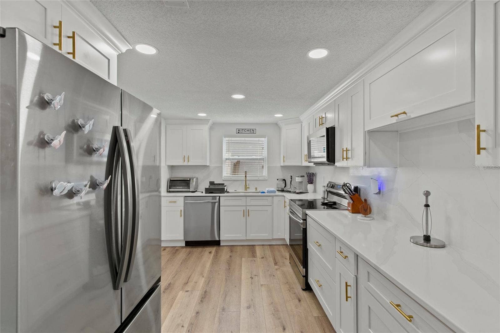 1752 FAIRFIELD STREET, Holiday, FL 34691