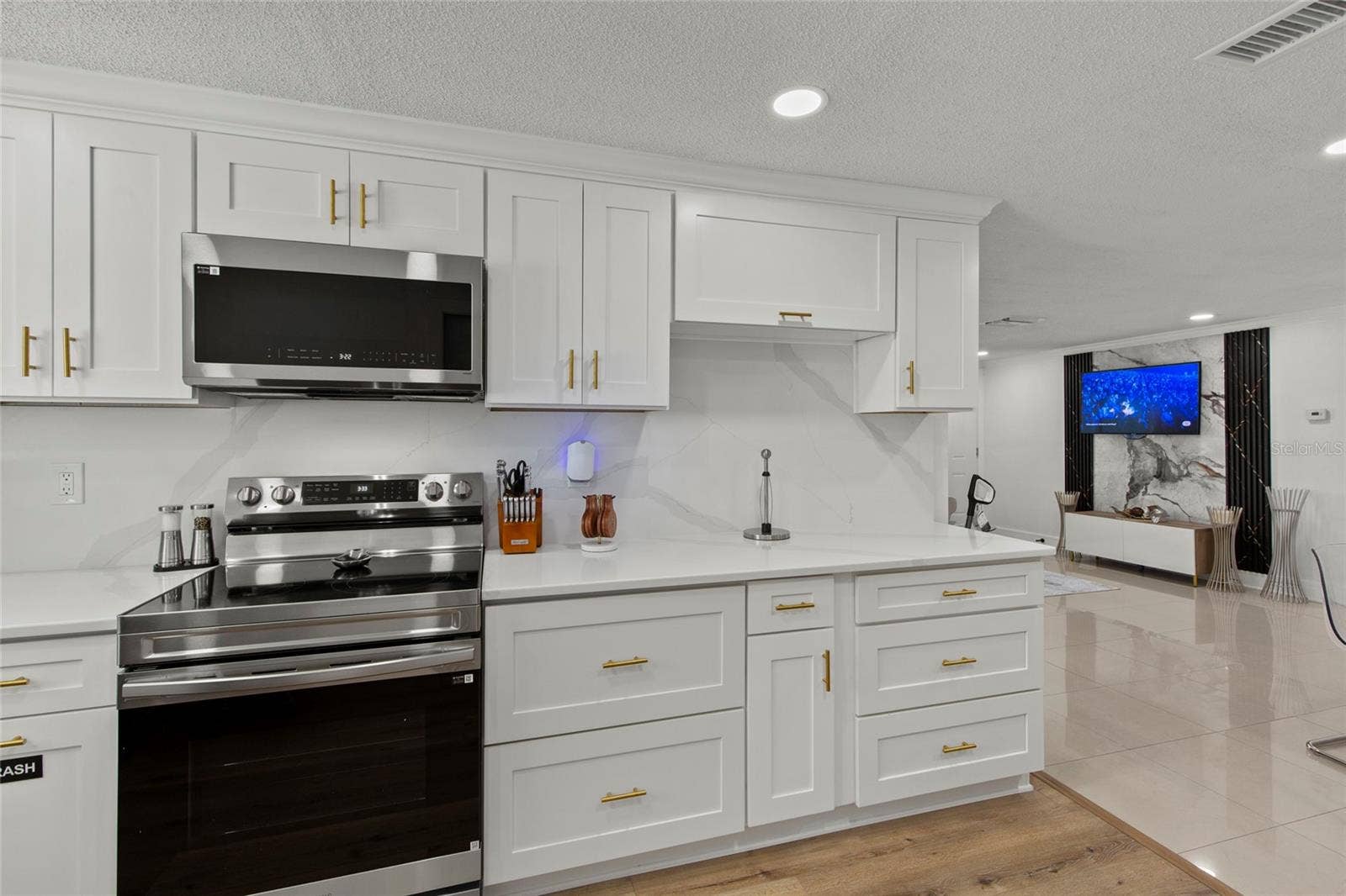 1752 FAIRFIELD STREET, Holiday, FL 34691