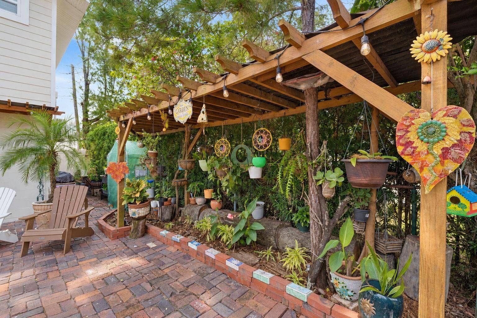 3219 46TH STREET N, St Petersburg, FL 33713 3219 46TH STREET N, St Petersburg, FL 33713