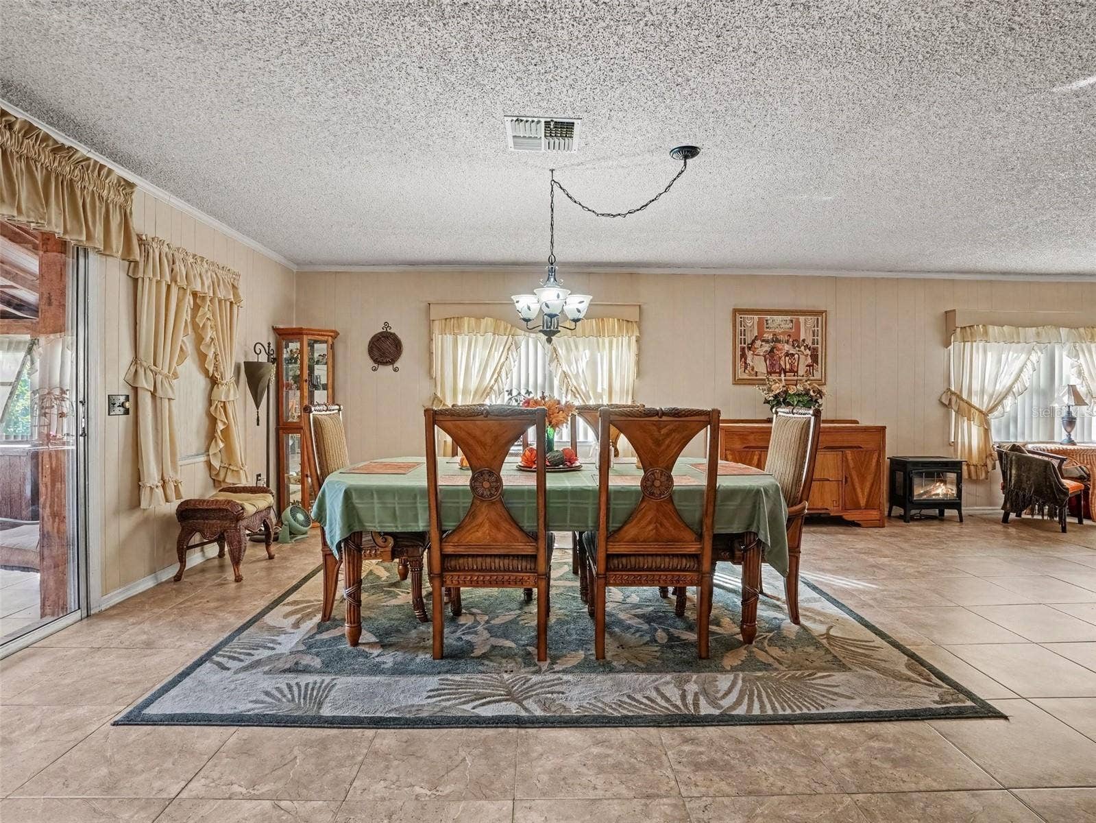 1208 PLEASANT PLACE, Lakeland, FL 33801 1208 PLEASANT PLACE, Lakeland, FL 33801