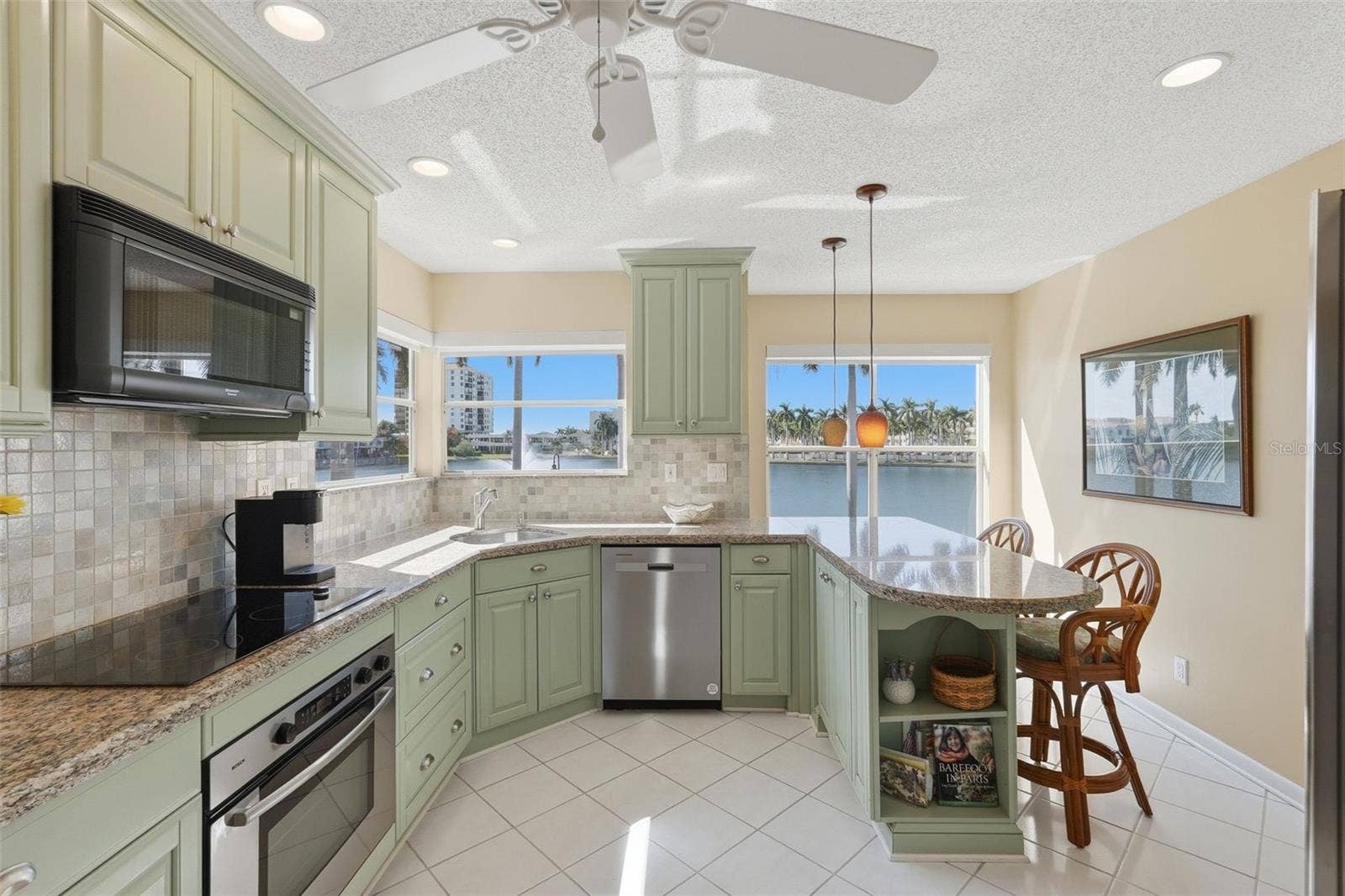 6100 BAHIA DEL MAR CIRCLE, #204, St Petersburg, FL 33715 6100 BAHIA DEL MAR CIRCLE, #204, St Petersburg, FL 33715
