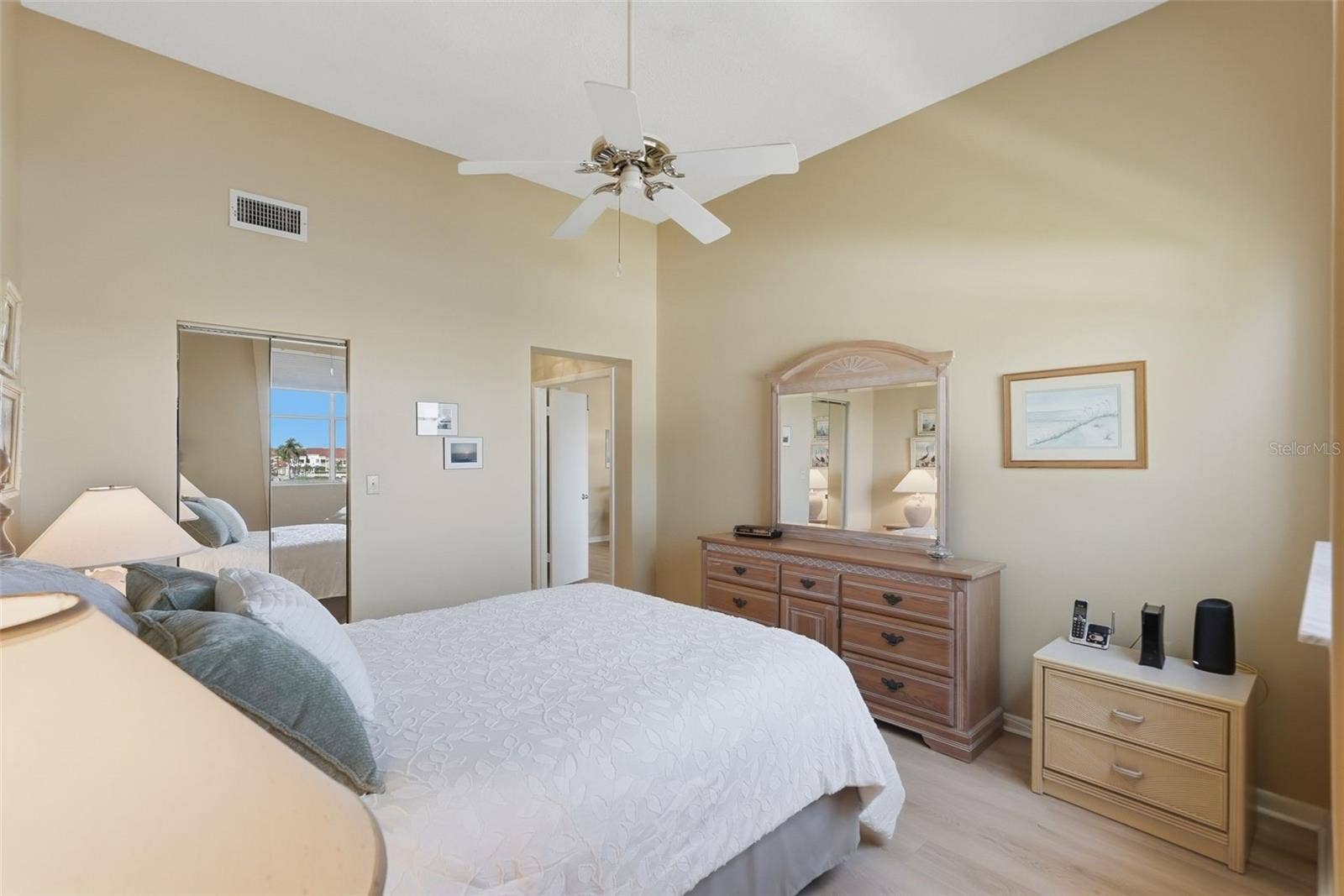 6100 BAHIA DEL MAR CIRCLE, #204, St Petersburg, FL 33715 6100 BAHIA DEL MAR CIRCLE, #204, St Petersburg, FL 33715