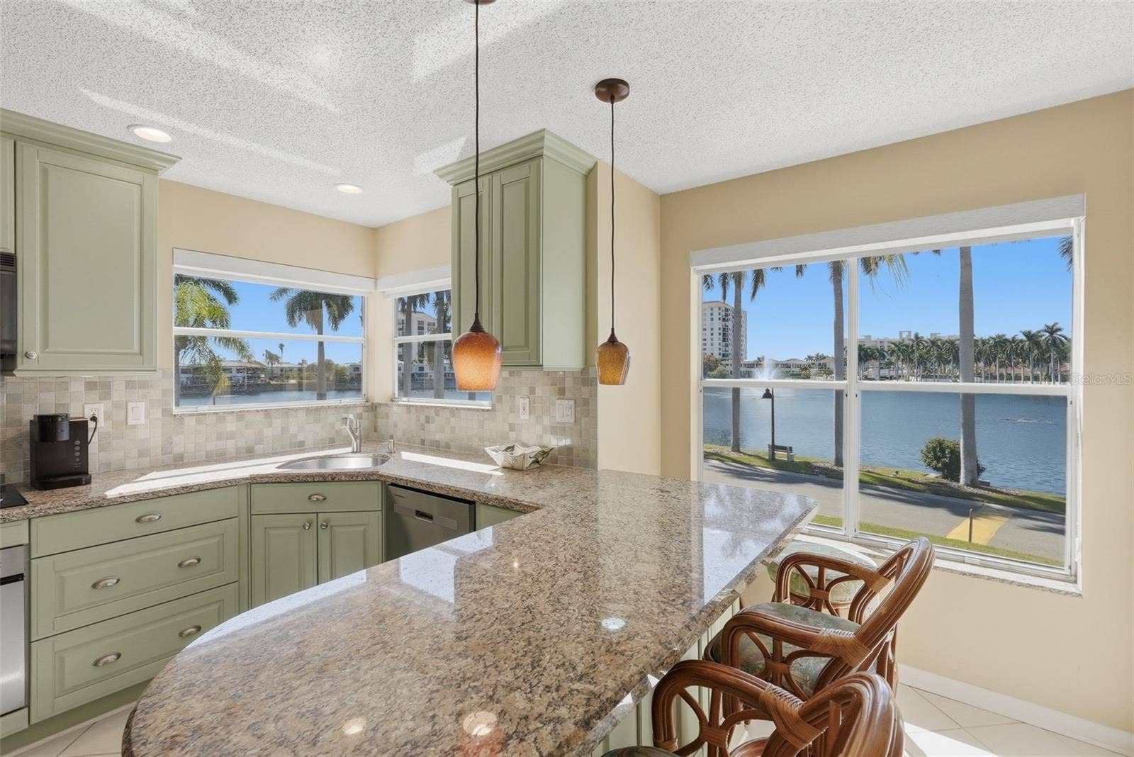 6100 BAHIA DEL MAR CIRCLE, #204, St Petersburg, FL 33715 6100 BAHIA DEL MAR CIRCLE, #204, St Petersburg, FL 33715