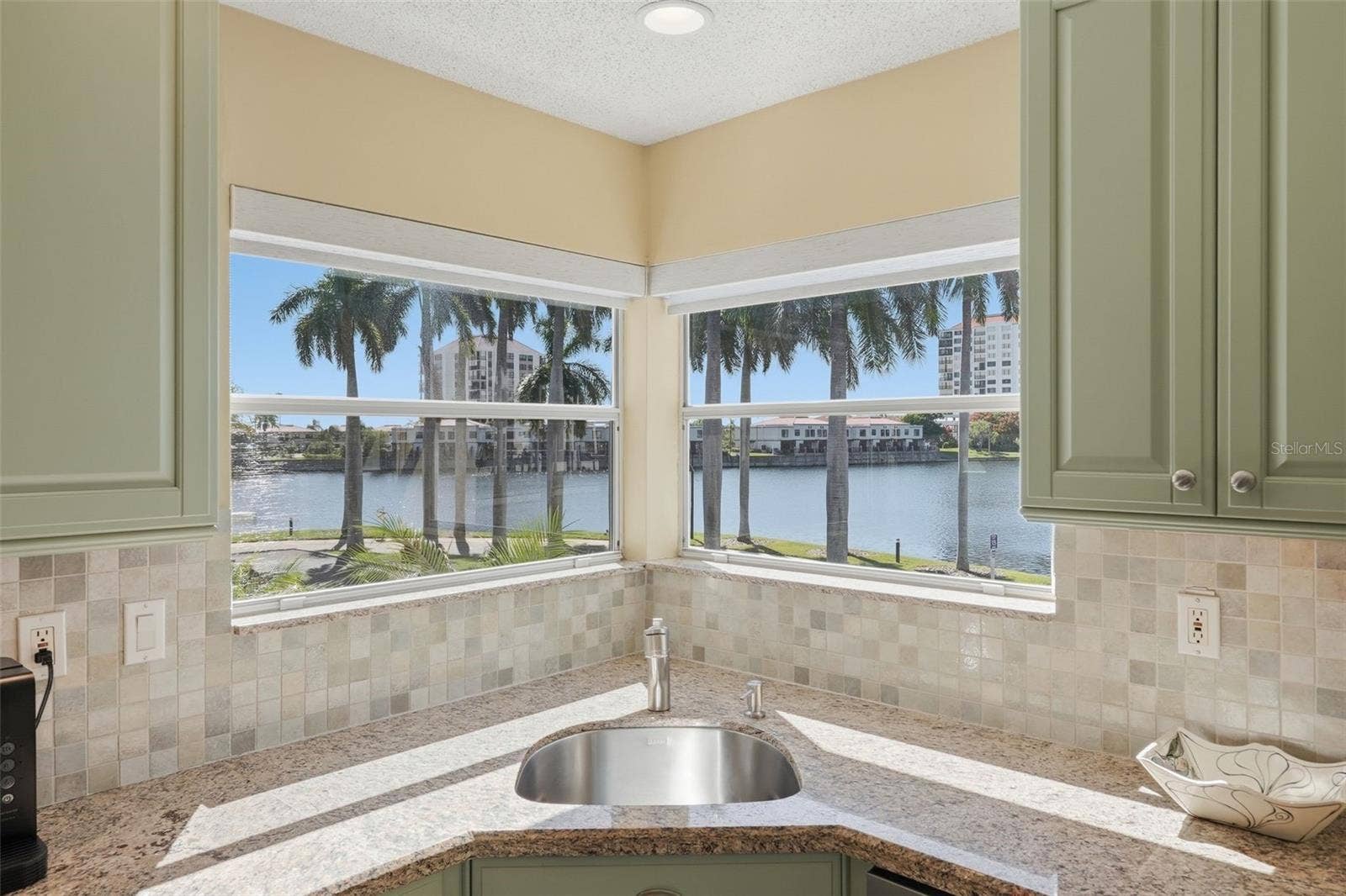 6100 BAHIA DEL MAR CIRCLE, #204, St Petersburg, FL 33715 6100 BAHIA DEL MAR CIRCLE, #204, St Petersburg, FL 33715