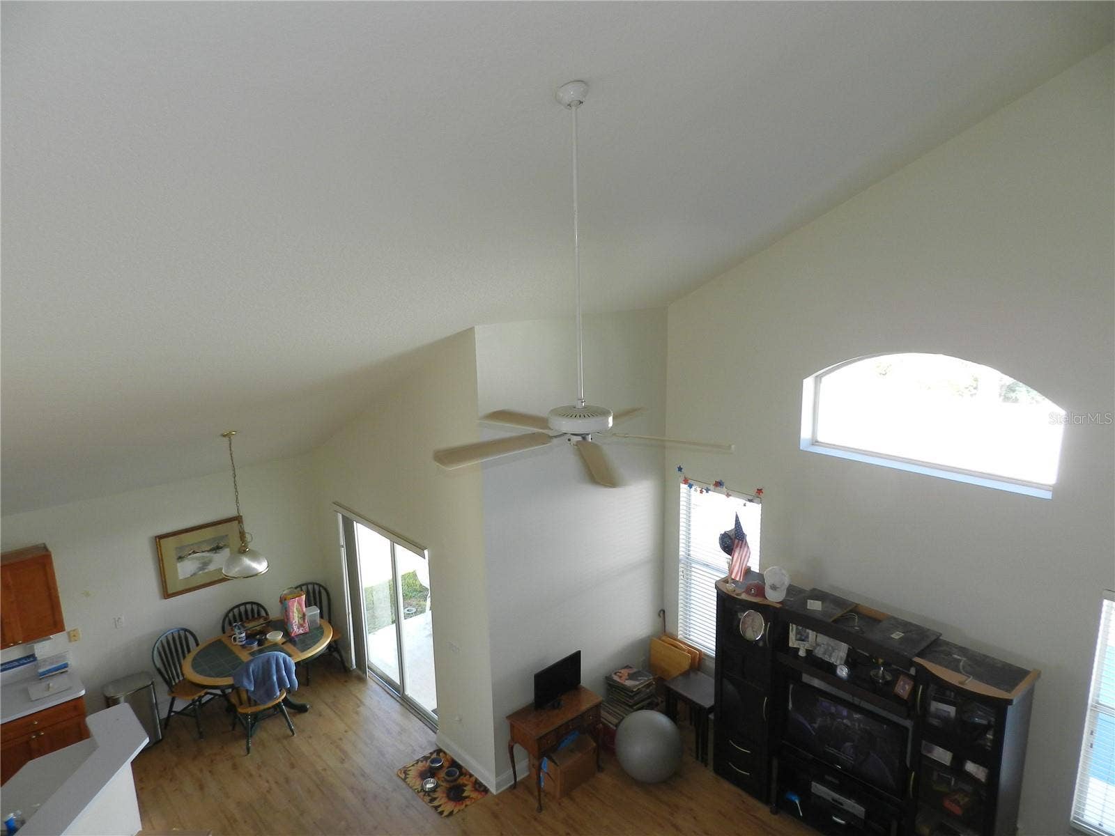 1040 FOX HOLLOW RUN, Dunedin, FL 34698 1040 FOX HOLLOW RUN, Dunedin, FL 34698