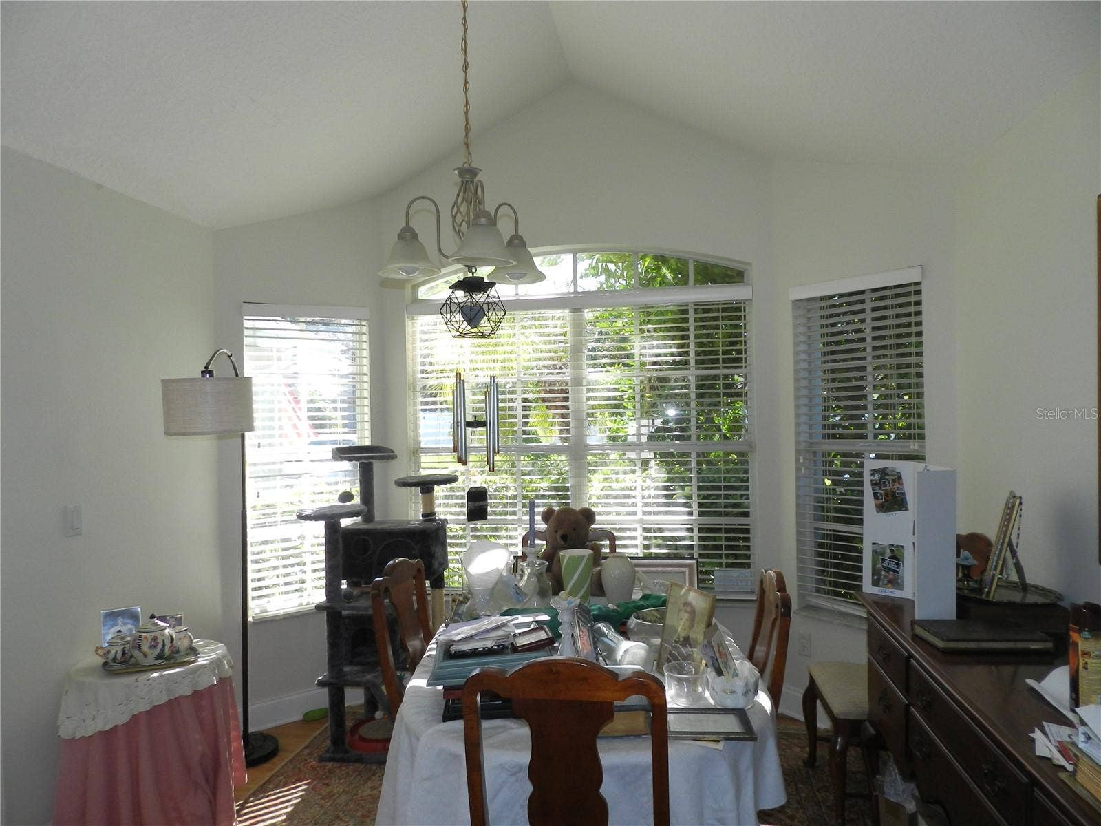 1040 FOX HOLLOW RUN, Dunedin, FL 34698 1040 FOX HOLLOW RUN, Dunedin, FL 34698