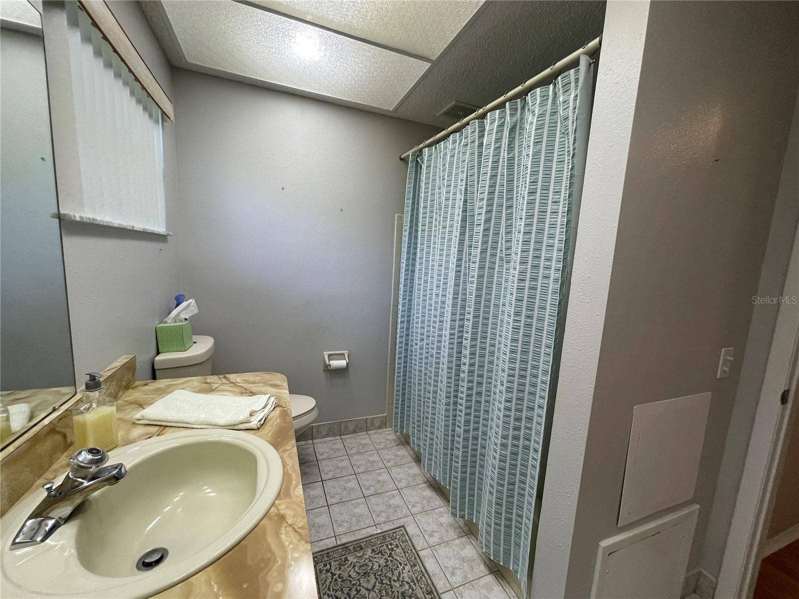 12935 PEBBLE BEACH CIRCLE, Hudson, FL 34667 12935 PEBBLE BEACH CIRCLE, Hudson, FL 34667