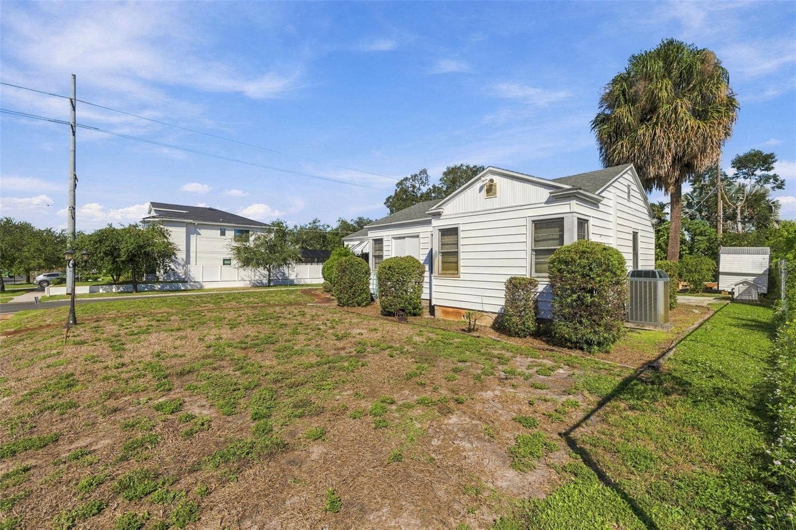 3817 W NORTH A STREET, Tampa, FL 33609 Front/Side View to Northwest