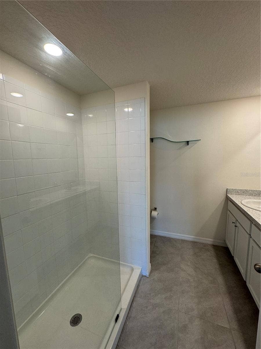 5586 LOGAN CAVE AVENUE, Wimauma, FL 33598 5586 LOGAN CAVE AVENUE, Wimauma, FL 33598