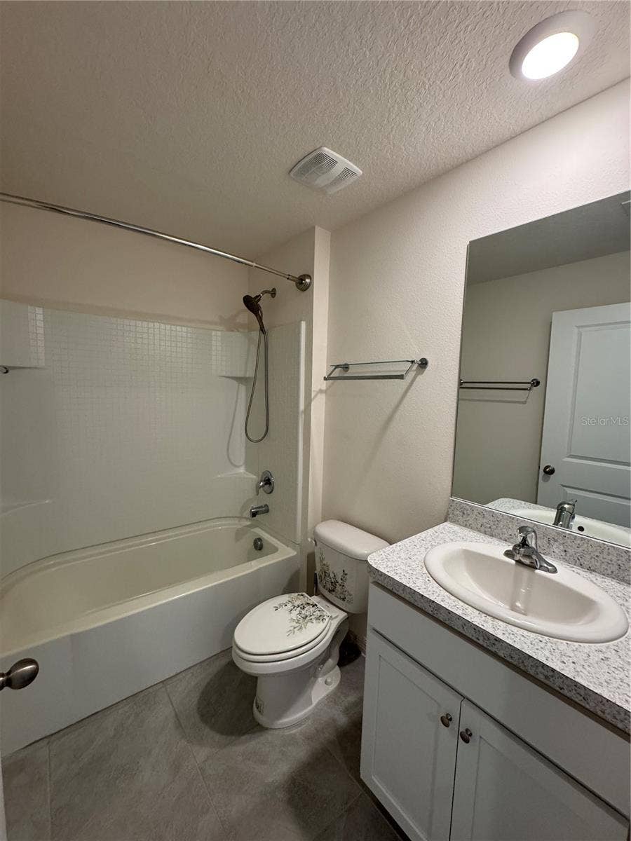 5586 LOGAN CAVE AVENUE, Wimauma, FL 33598 5586 LOGAN CAVE AVENUE, Wimauma, FL 33598