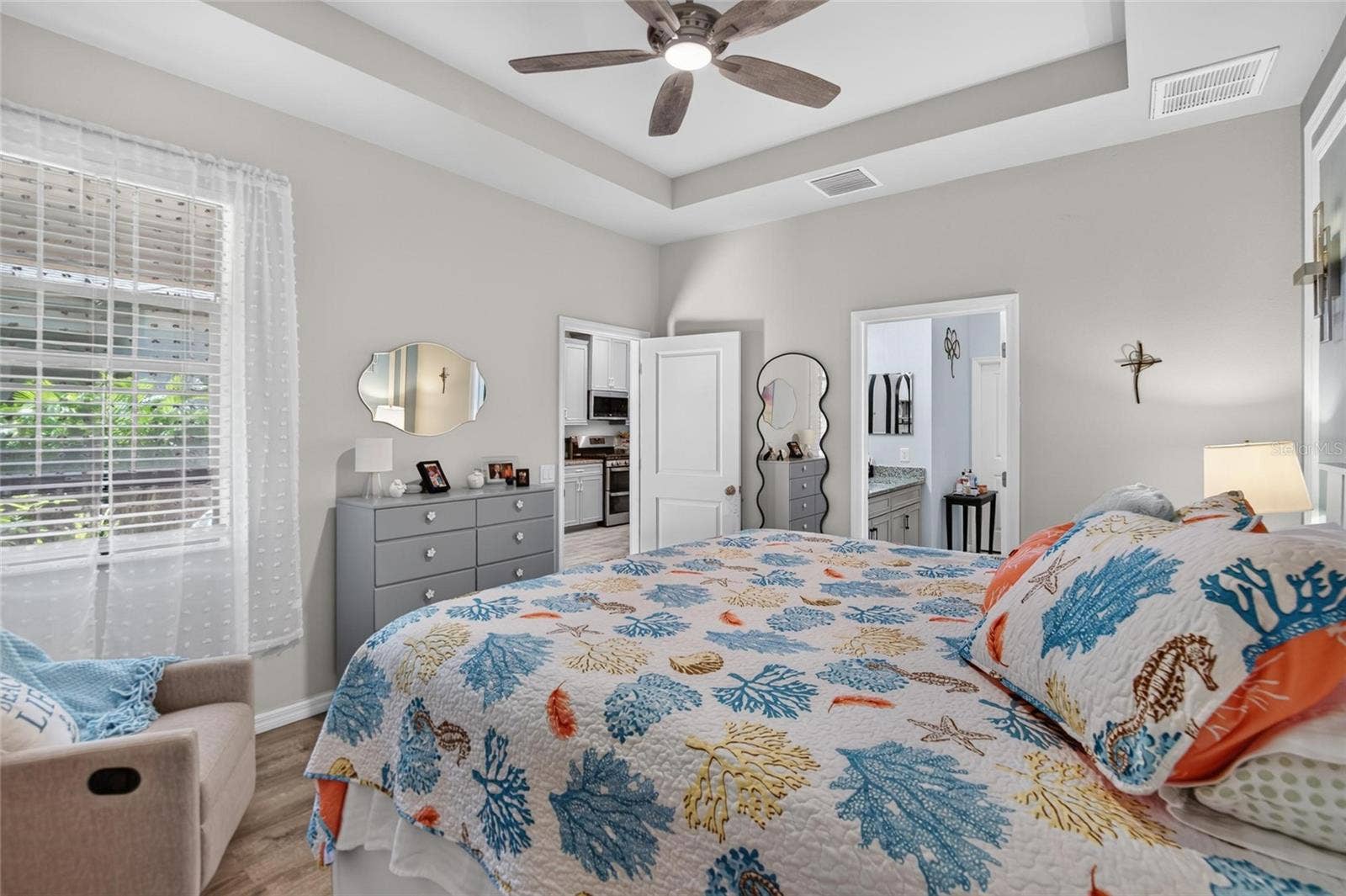 5604 BALCONY BRIDGE PLACE, Lithia, FL 33547 5604 BALCONY BRIDGE PLACE, Lithia, FL 33547