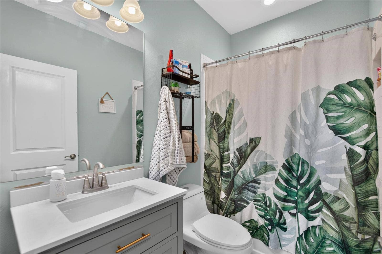 5604 BALCONY BRIDGE PLACE, Lithia, FL 33547 Bathroom