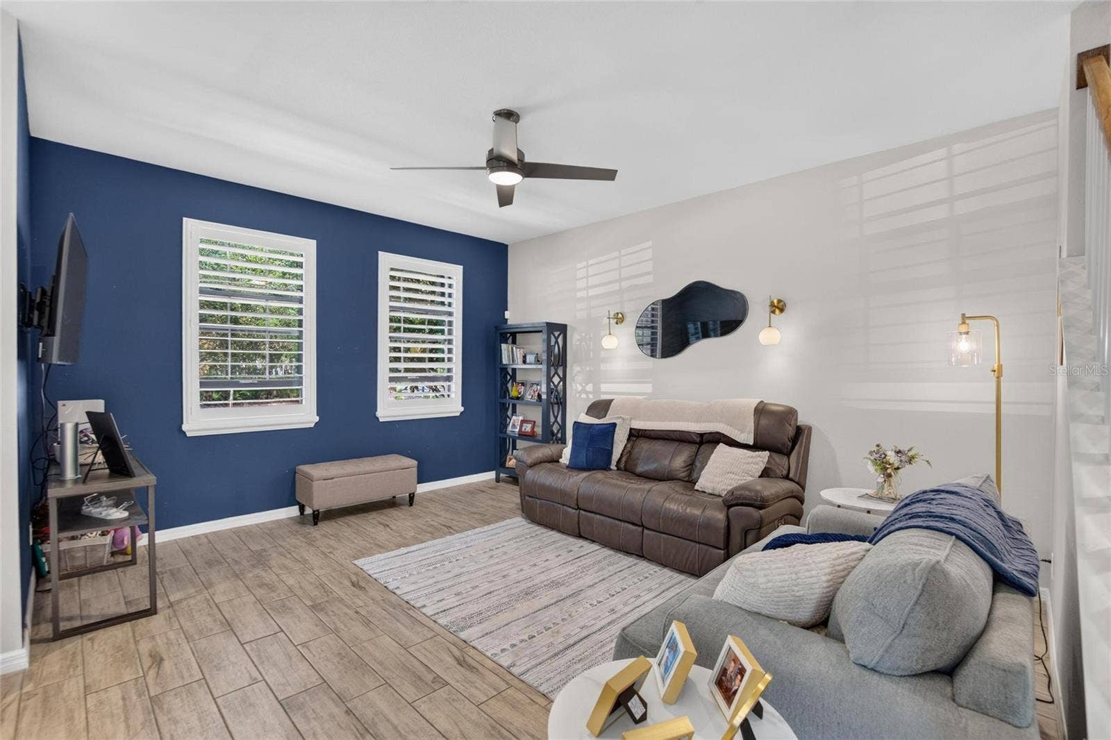 5604 BALCONY BRIDGE PLACE, Lithia, FL 33547 Living Room