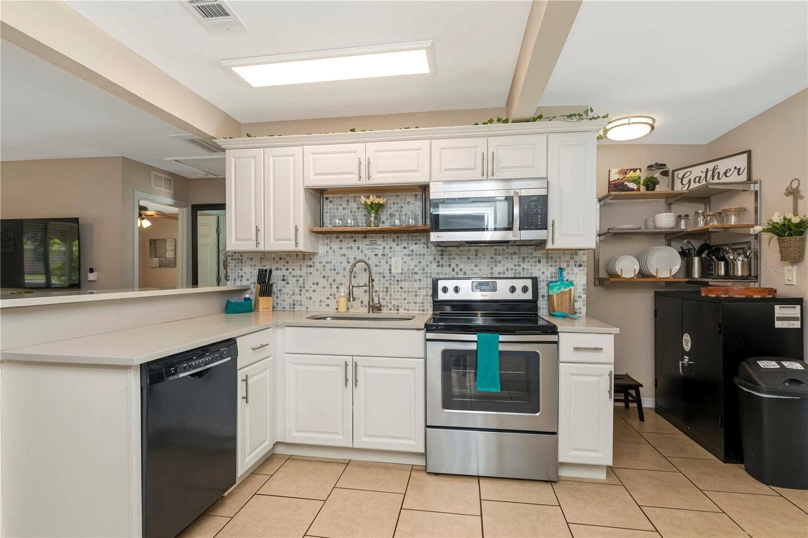 2326 44TH STREET S, St Petersburg, FL 33711 2326 44TH STREET S, St Petersburg, FL 33711