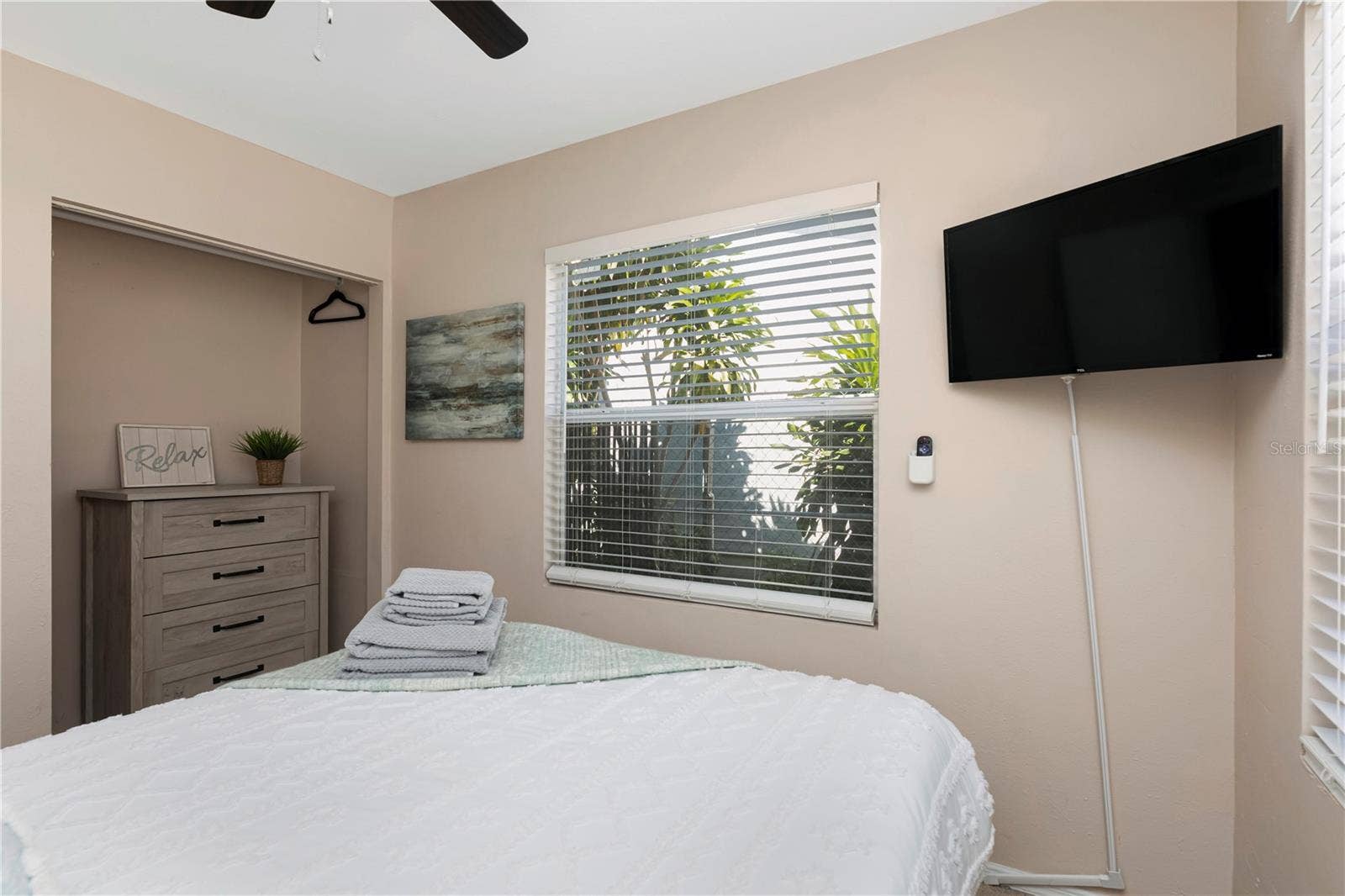 2326 44TH STREET S, St Petersburg, FL 33711 2326 44TH STREET S, St Petersburg, FL 33711