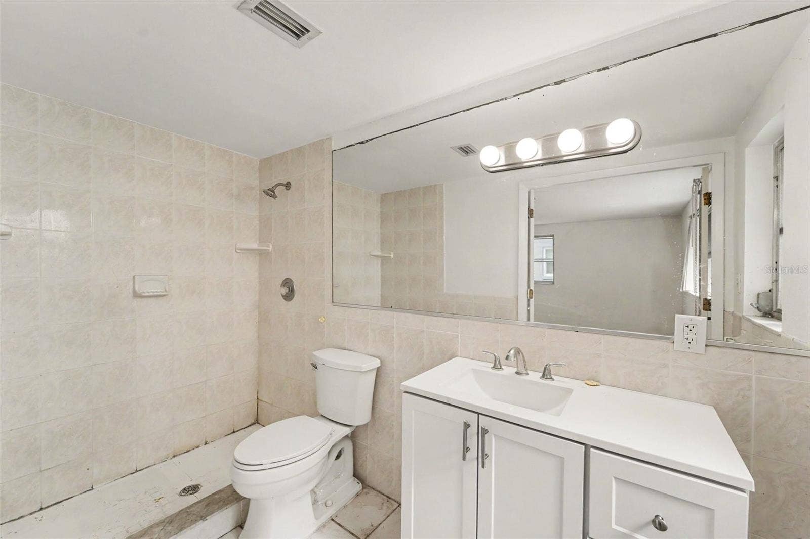 5632 FESTIVO DRIVE, Holiday, FL 34690 5632 FESTIVO DRIVE, Holiday, FL 34690