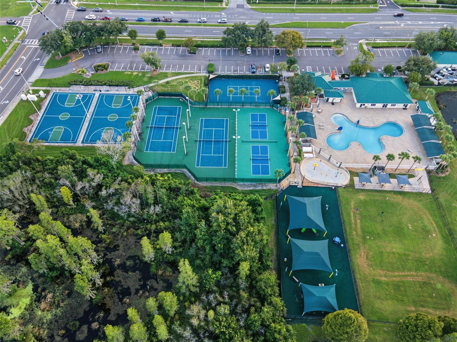 Meadow Point 2 Clubhouse and Amenities