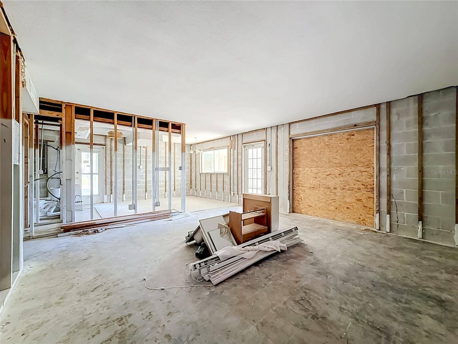4902 31ST AVENUE S, #101, Gulfport, FL 33707 4902 31ST AVENUE S, #101, Gulfport, FL 33707